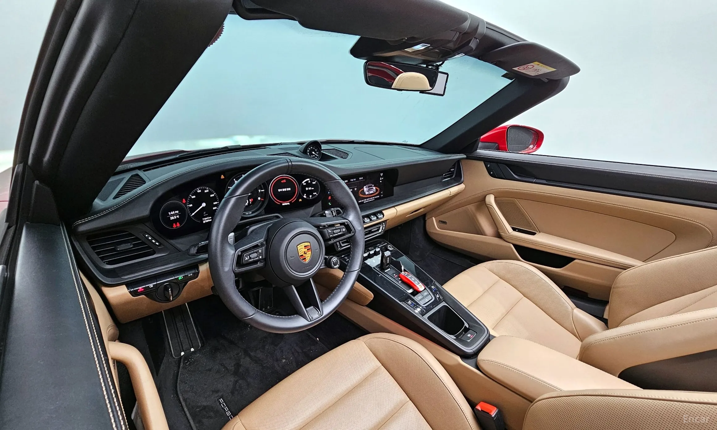 Porsche 911 (992) превью 4