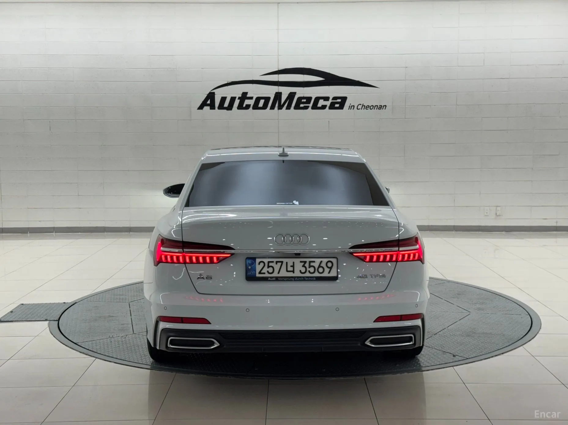 Audi A6 (C8) превью 3