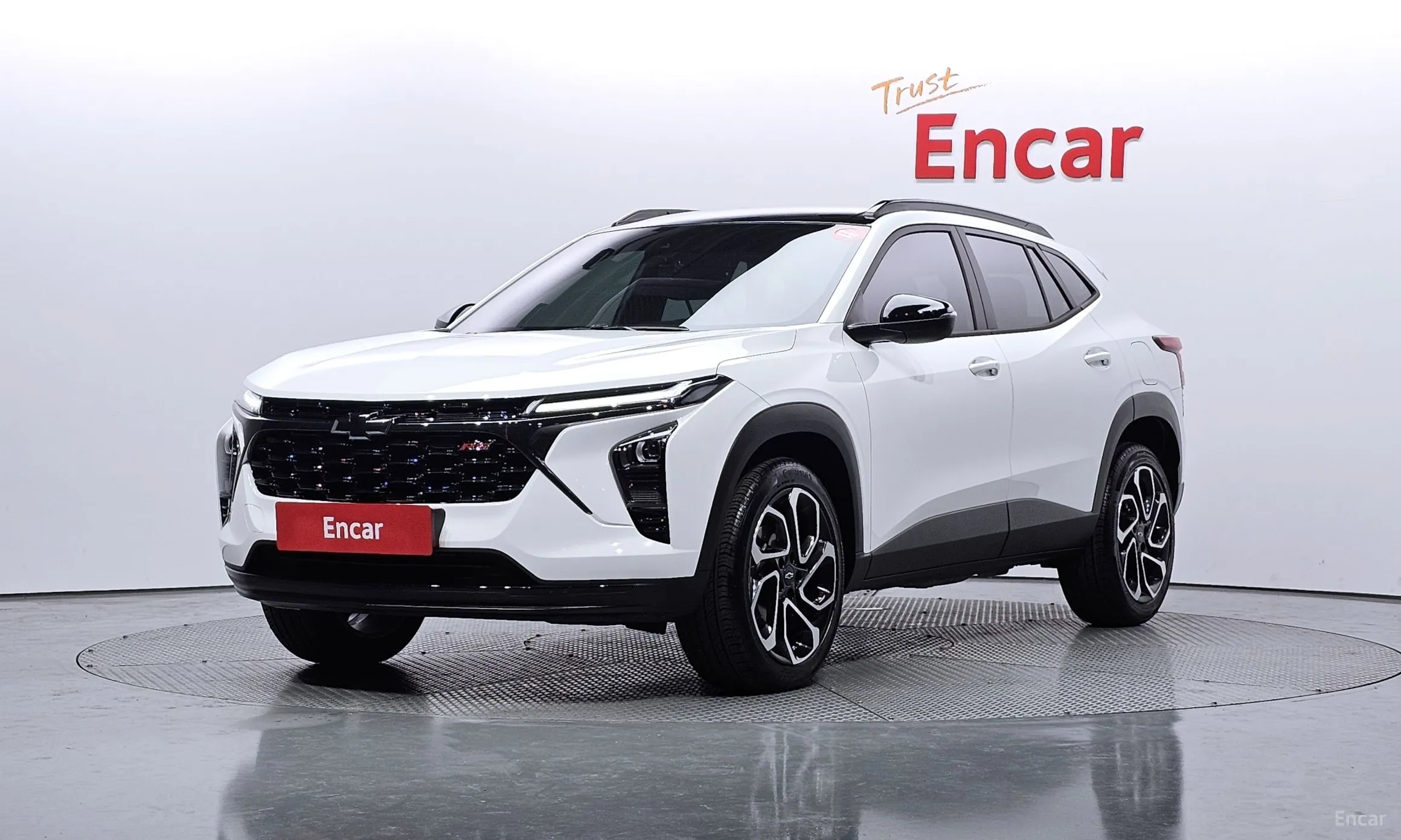 Trax Crossover