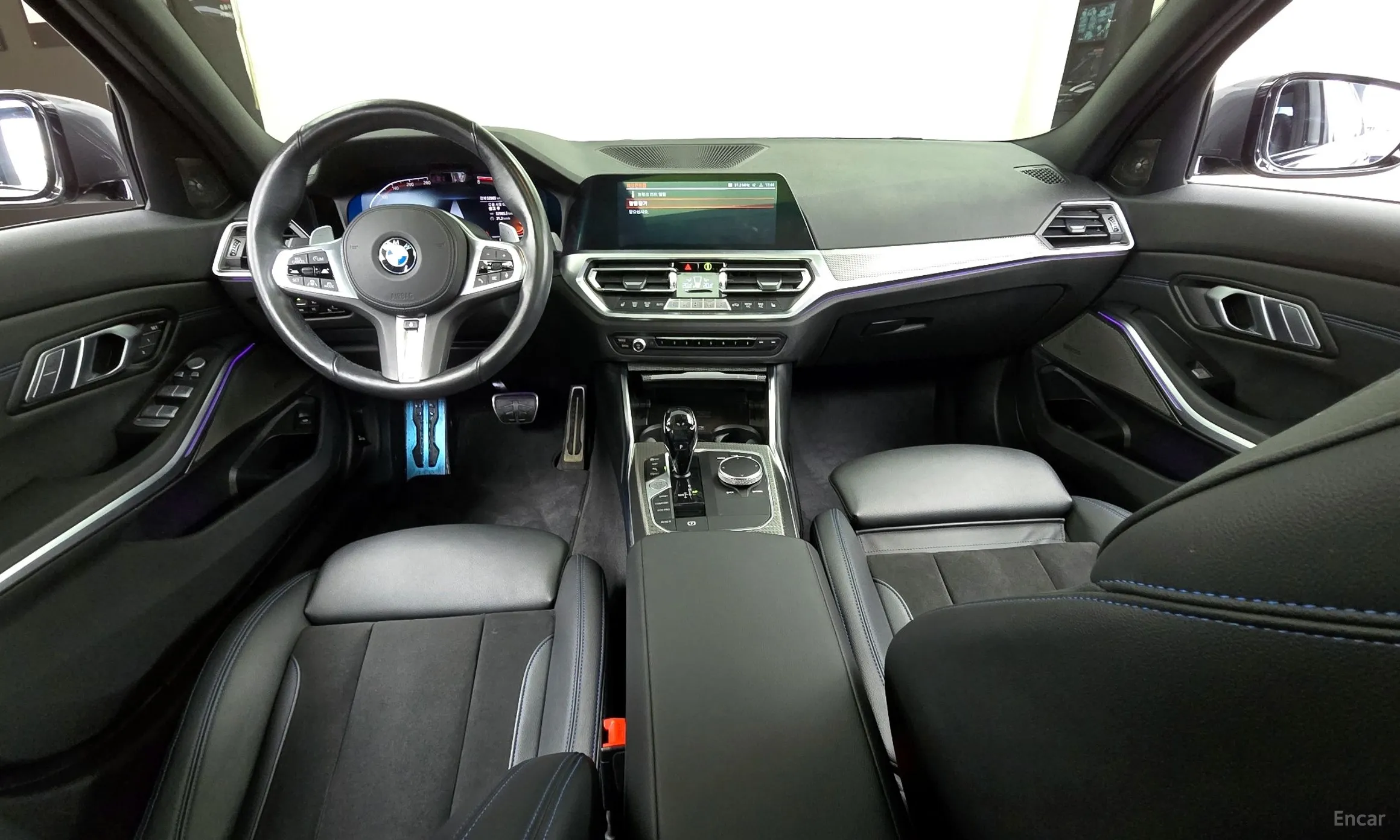 BMW 3 Series (G20) превью 4