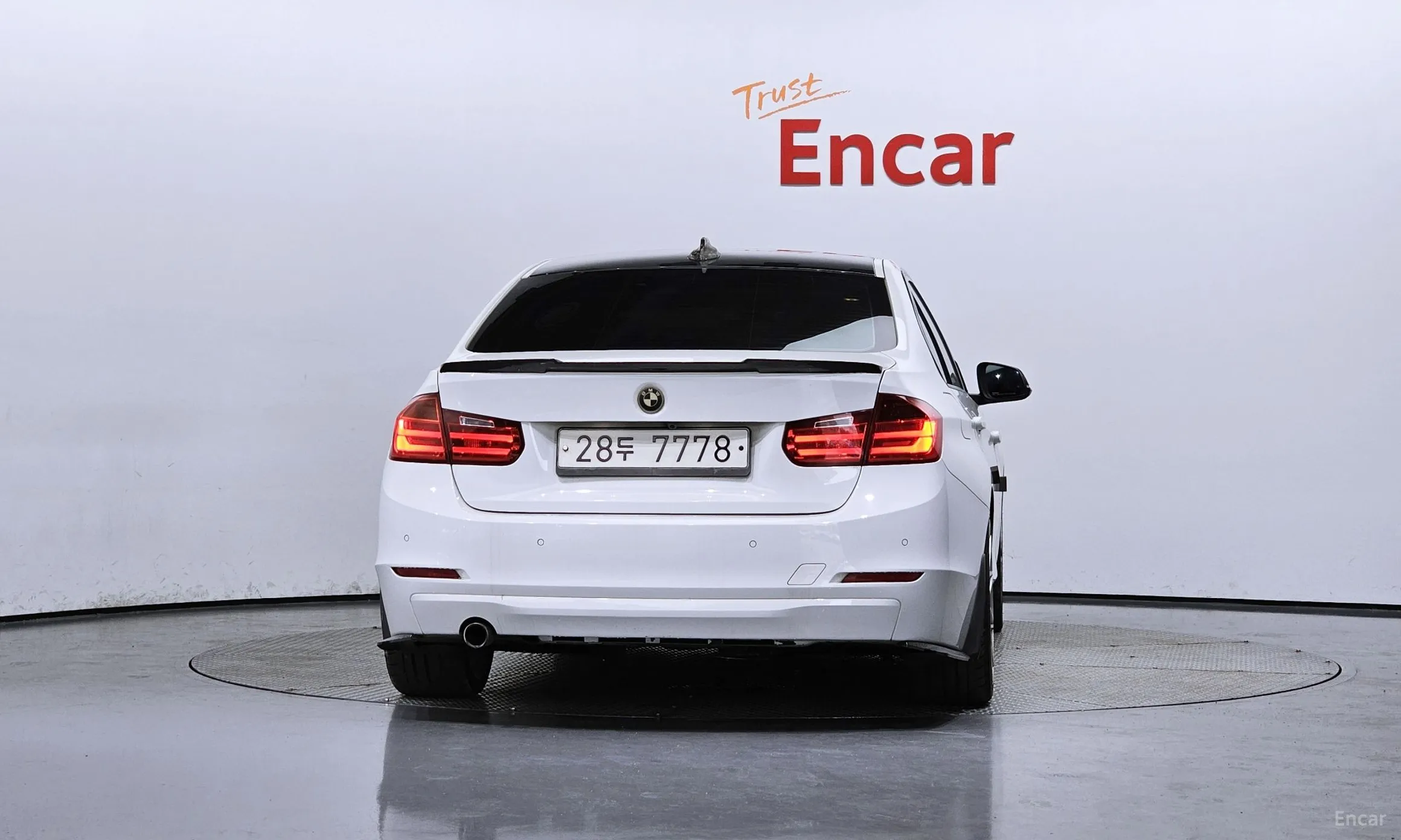 BMW 3 Series (F30) превью 3