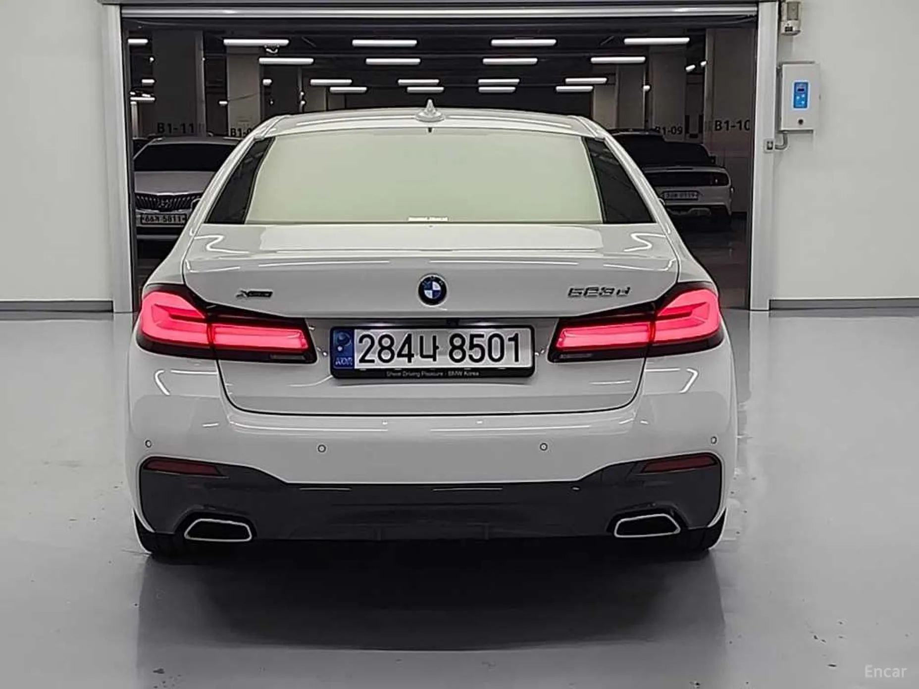 BMW 5 Series (G30) превью 3