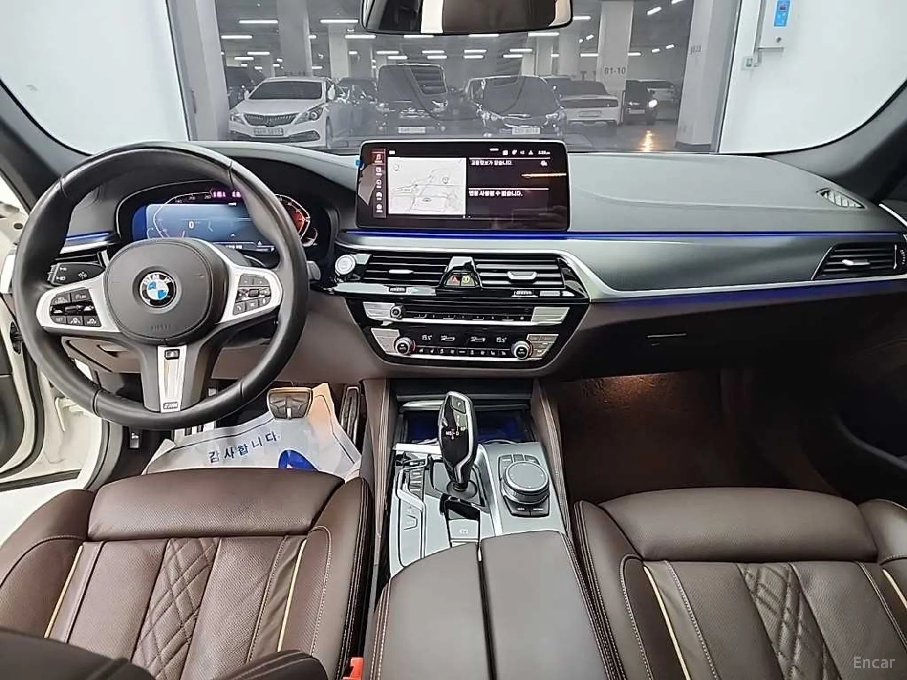 BMW 5 Series (G30) превью 4
