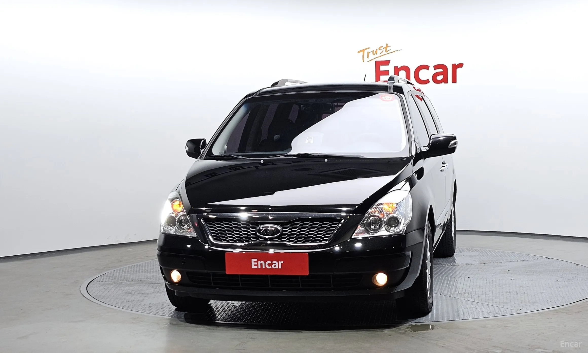 Kia Carnival R превью 2