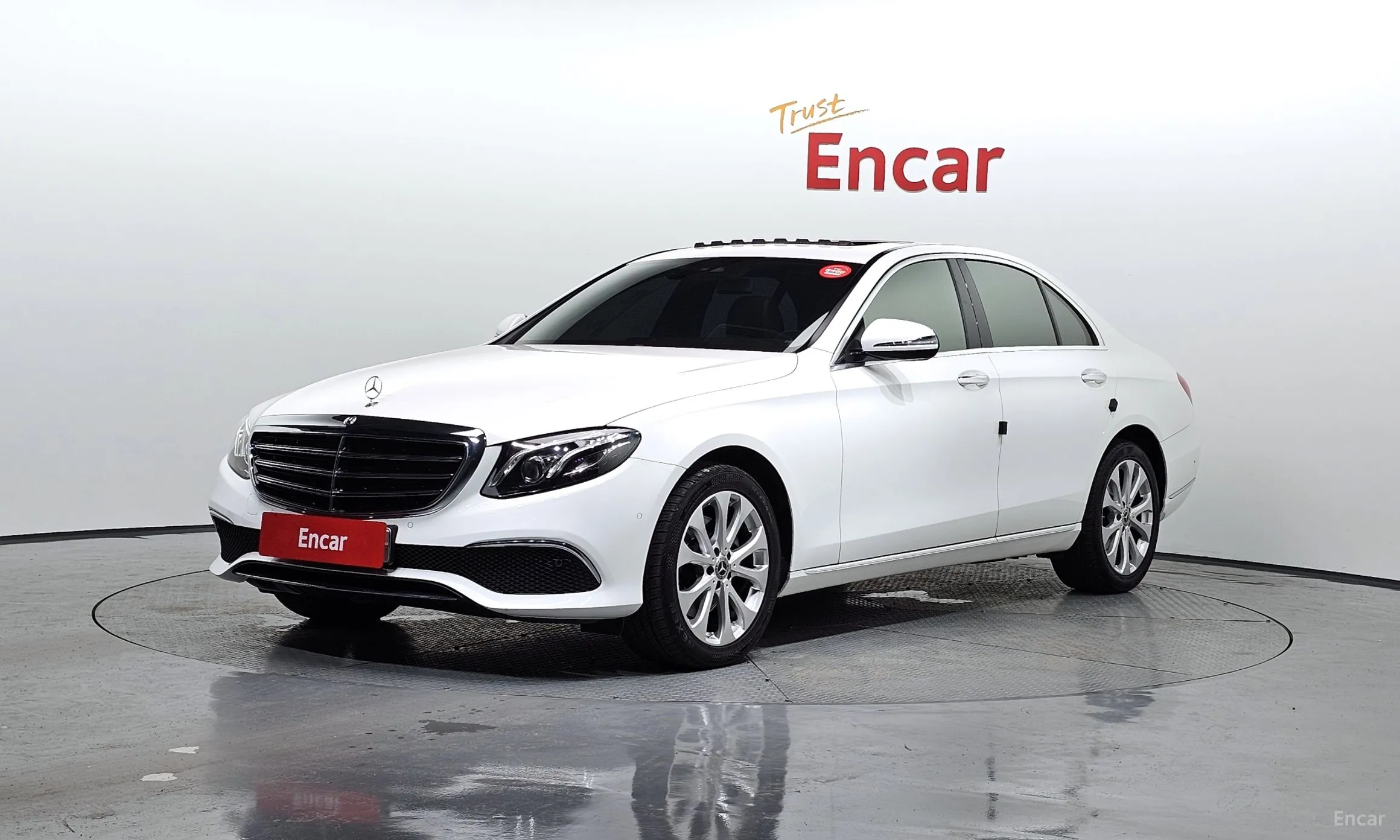 Mercedes Benz E-Class W213
