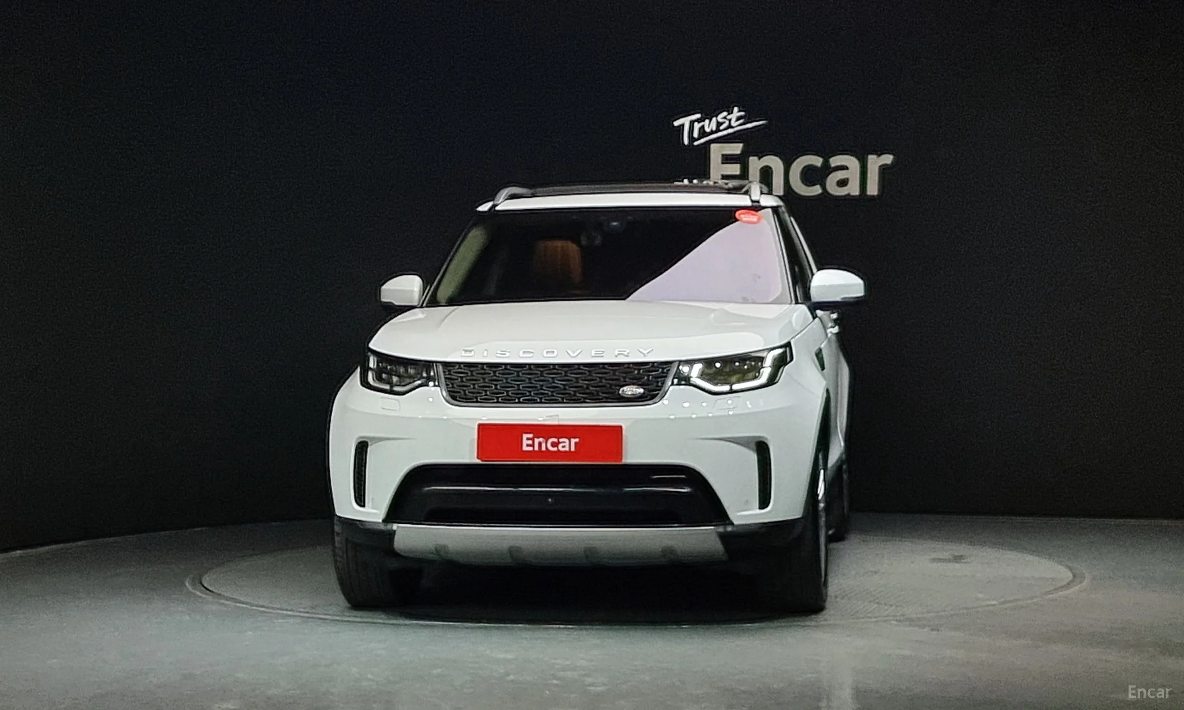 Land Rover Discovery 5 превью 2