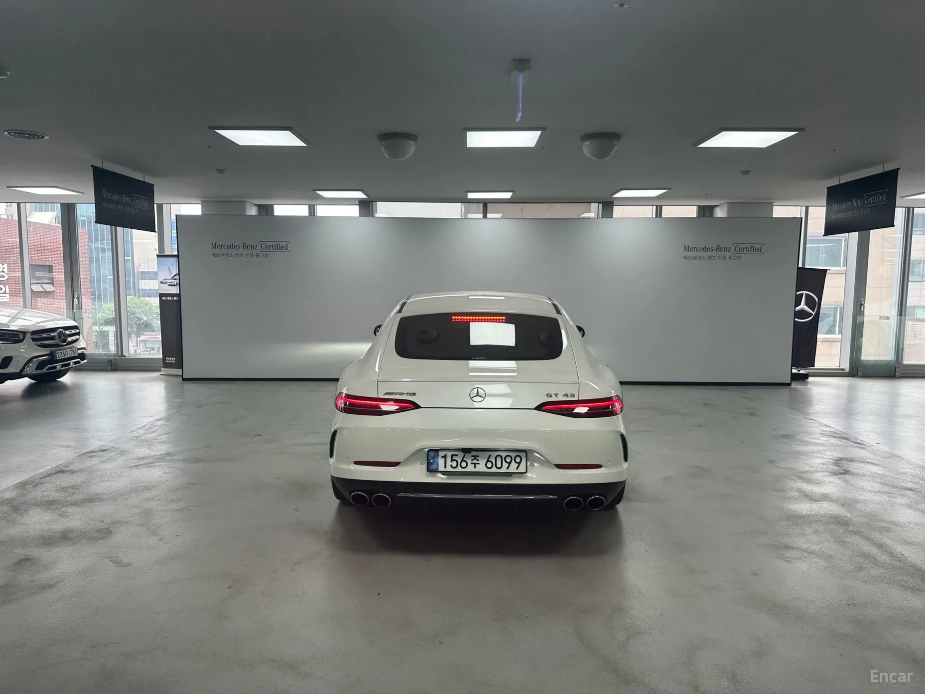 Mercedes Benz AMG GT превью 3