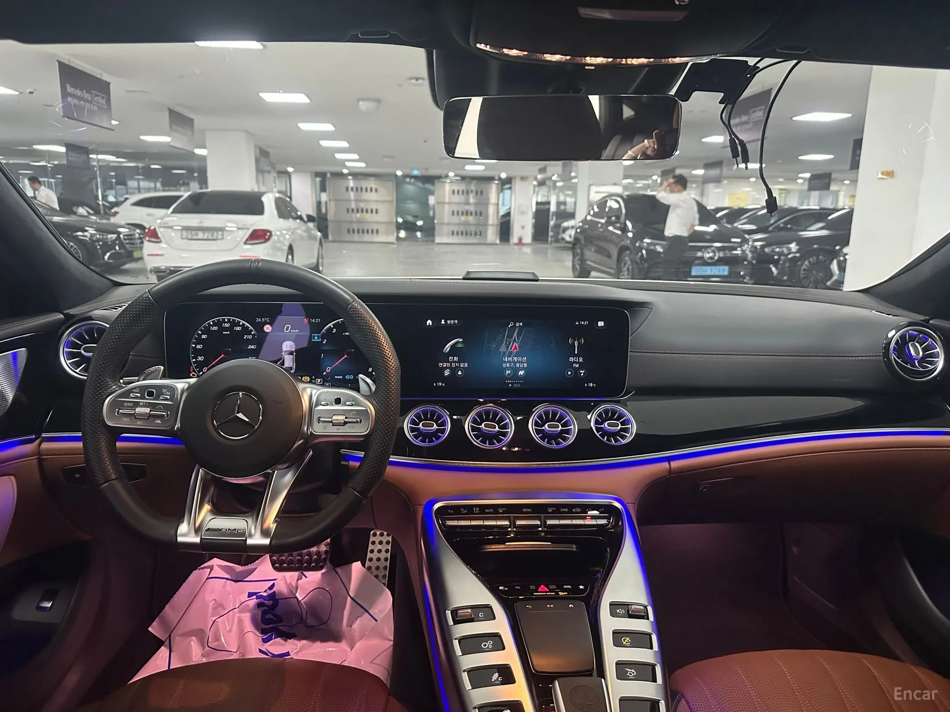 Mercedes Benz AMG GT превью 4