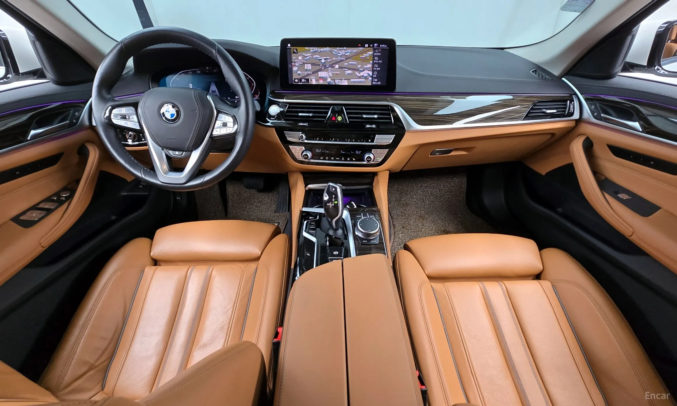 BMW 5 Series (G30) превью 4