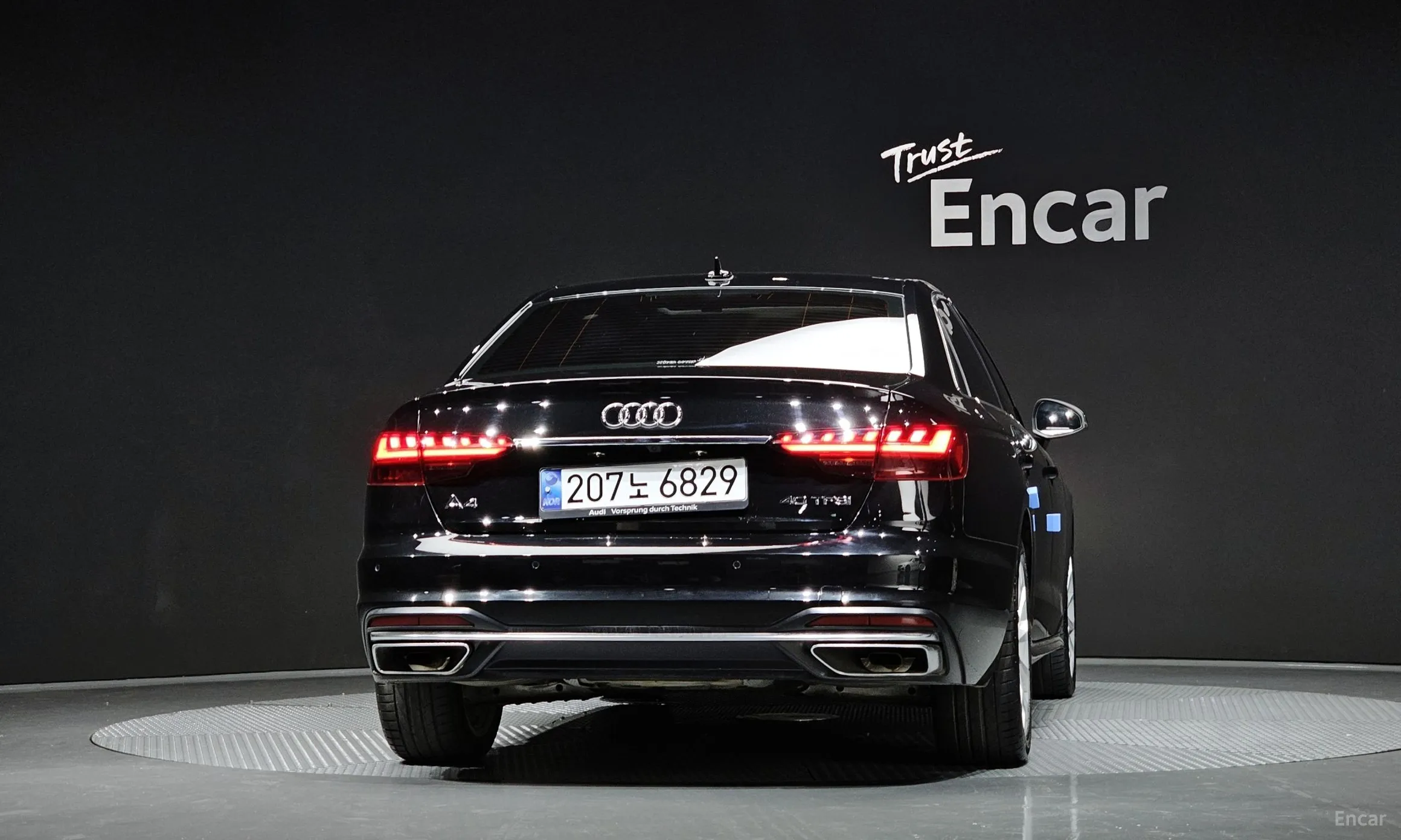 Audi A4 (B9) превью 3