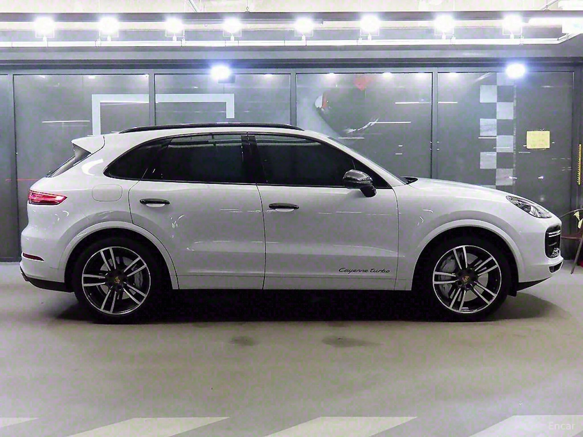 Porsche Cayenne (PO536) превью 2
