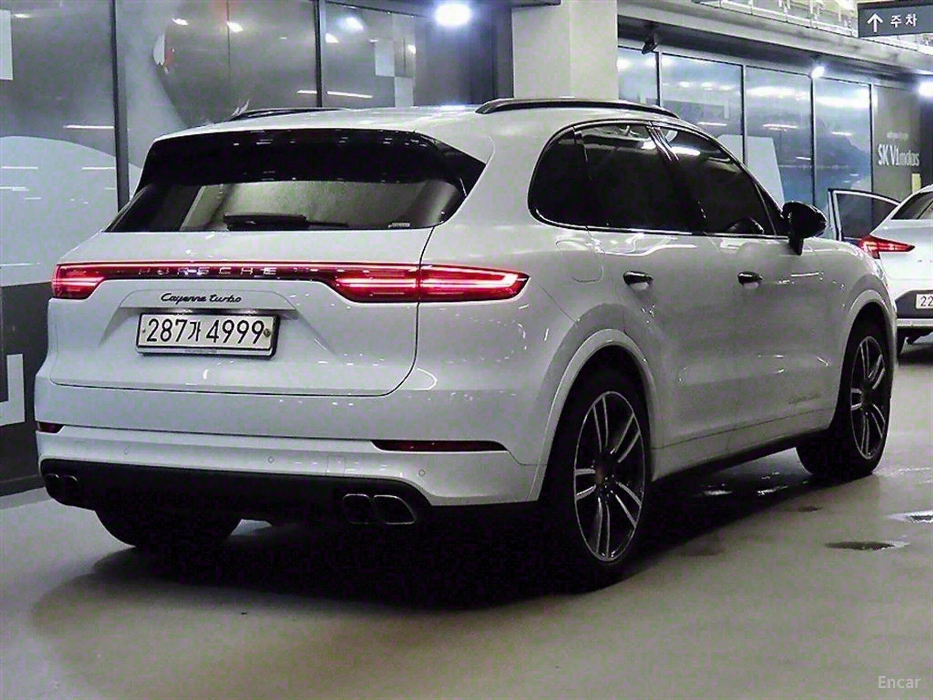 Porsche Cayenne (PO536) превью 3