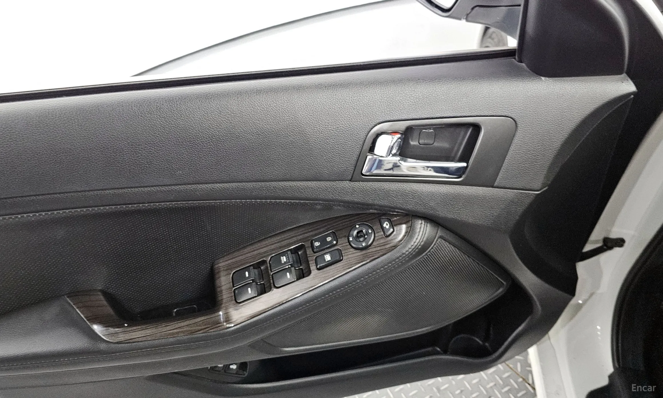 Kia K5 превью 17