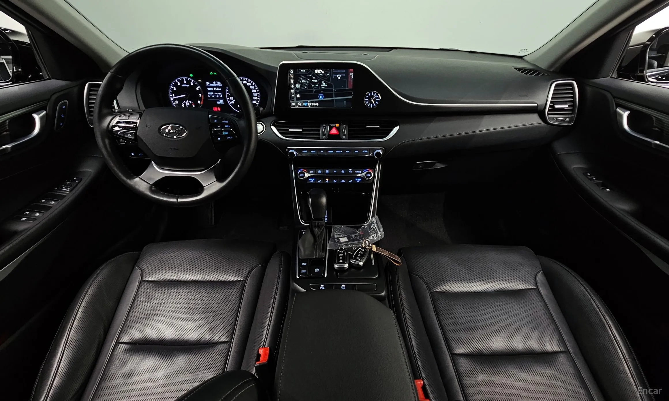 Hyundai Grandeur IG превью 4