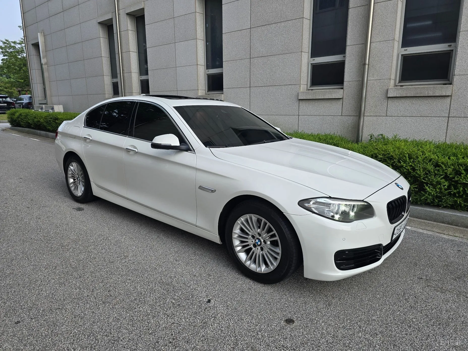 BMW 5 Series (F10) превью 2