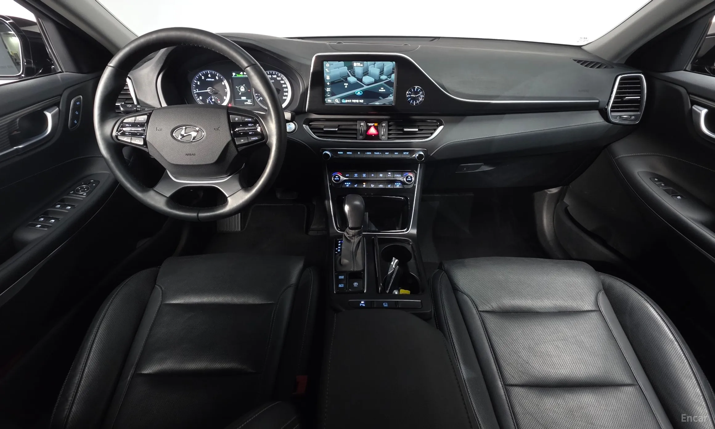 Hyundai Grandeur IG превью 4