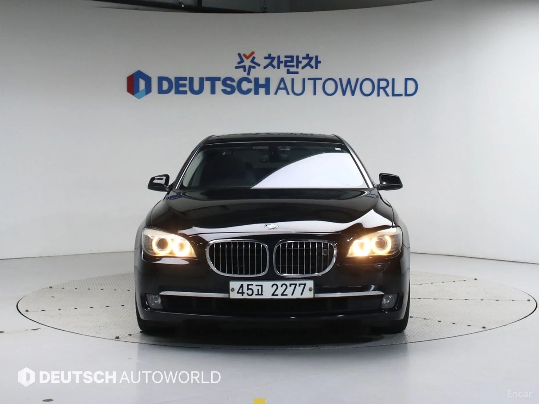 BMW 7 Series (F01) превью 2