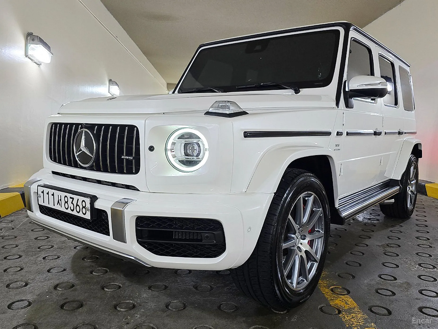 Mercedes Benz G-Class W463b
