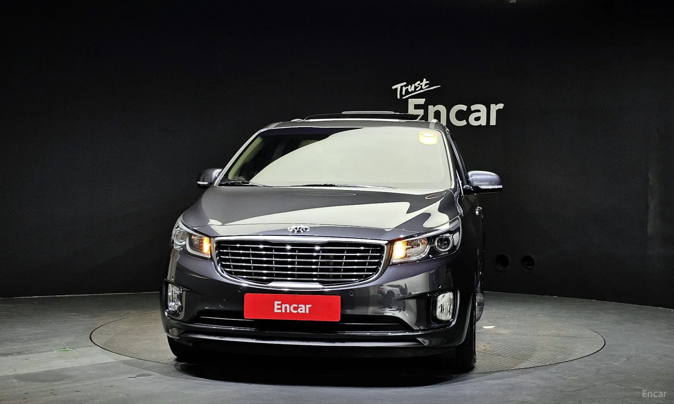 Kia Carnival превью 2