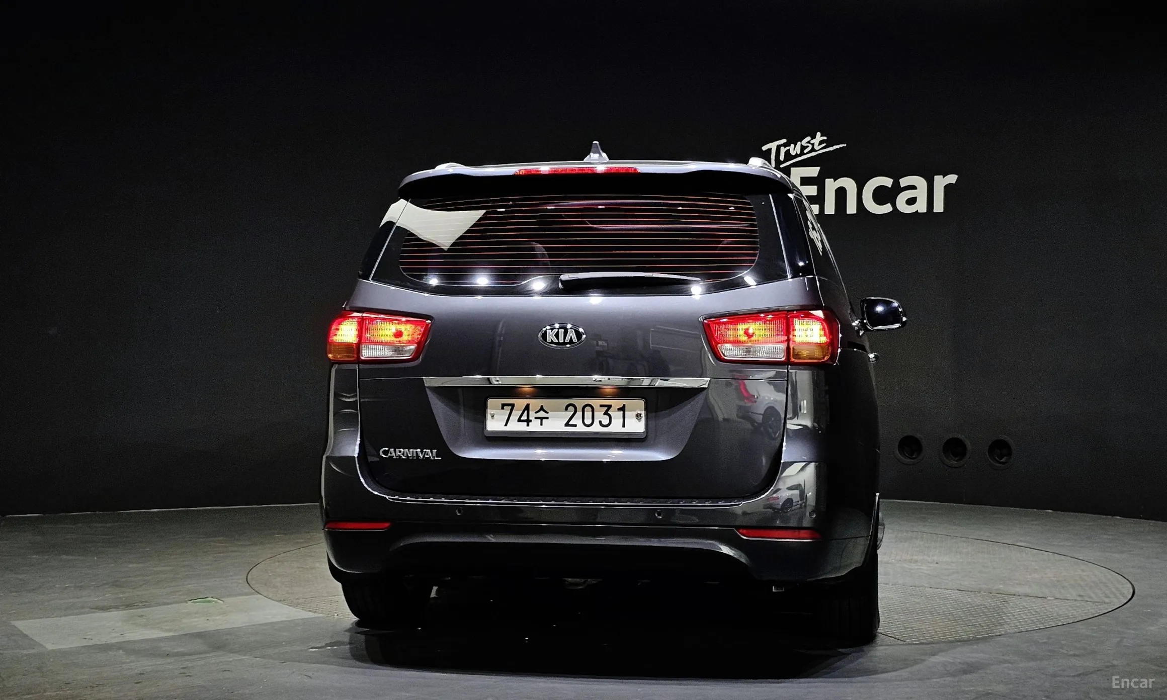 Kia Carnival превью 3