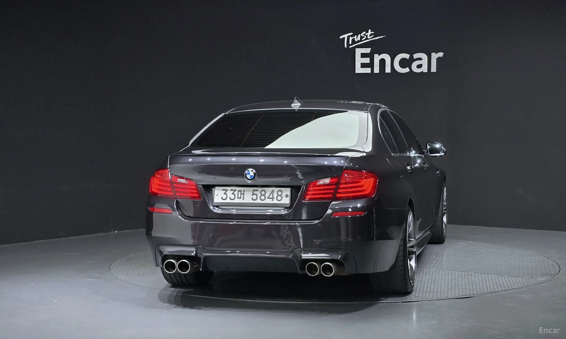 BMW 5 Series (F10) превью 3