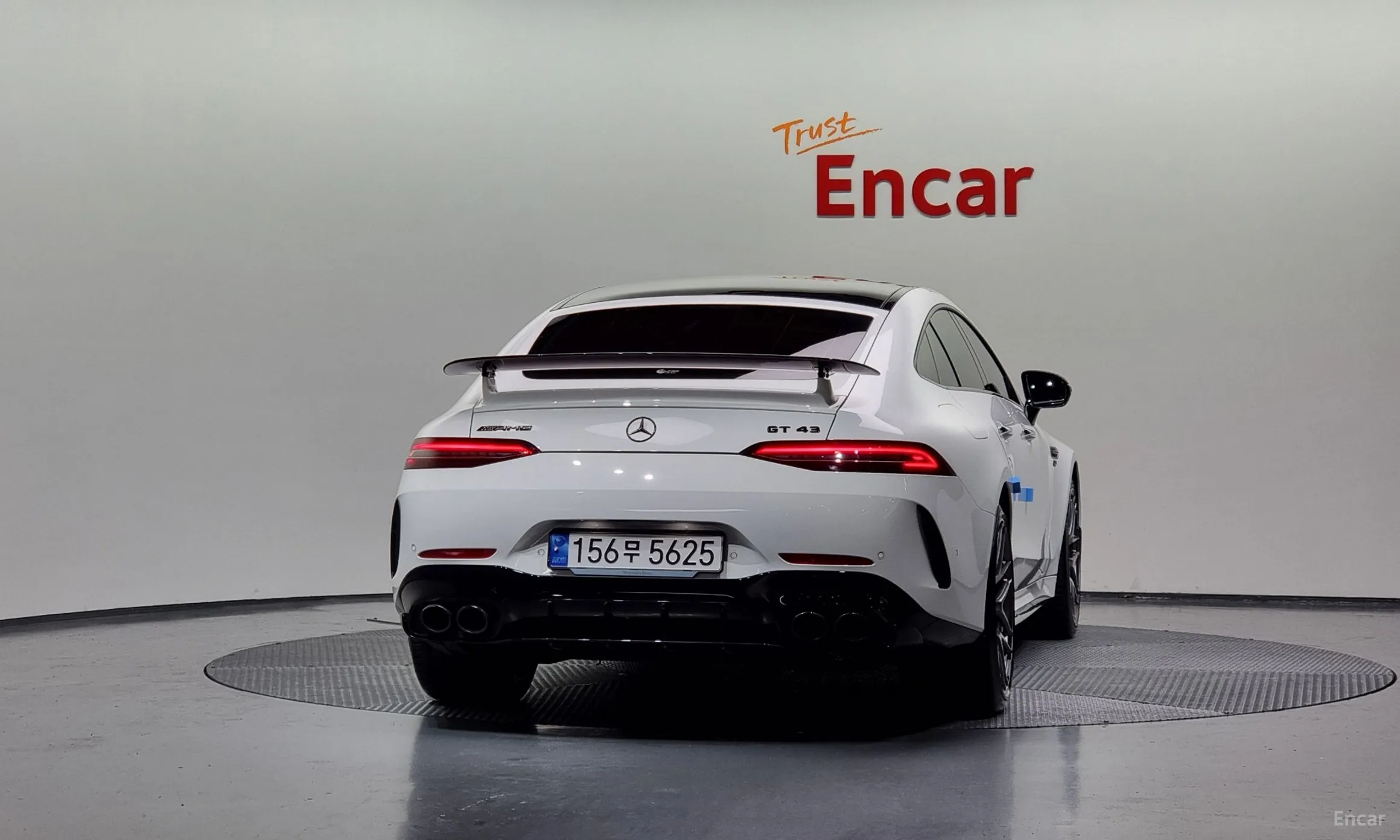 Mercedes Benz AMG GT превью 3