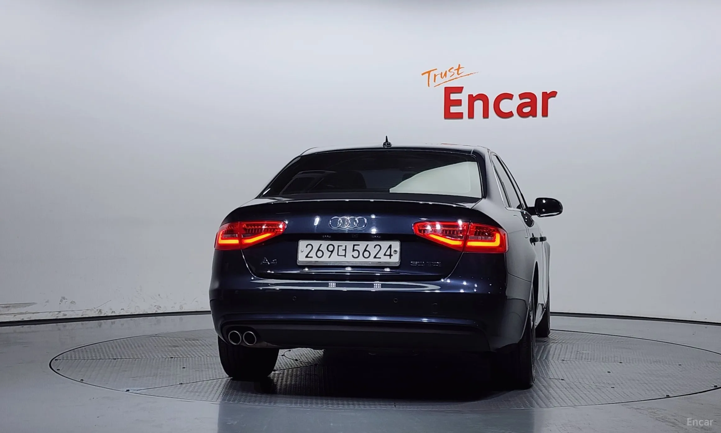 Audi New A4 превью 3
