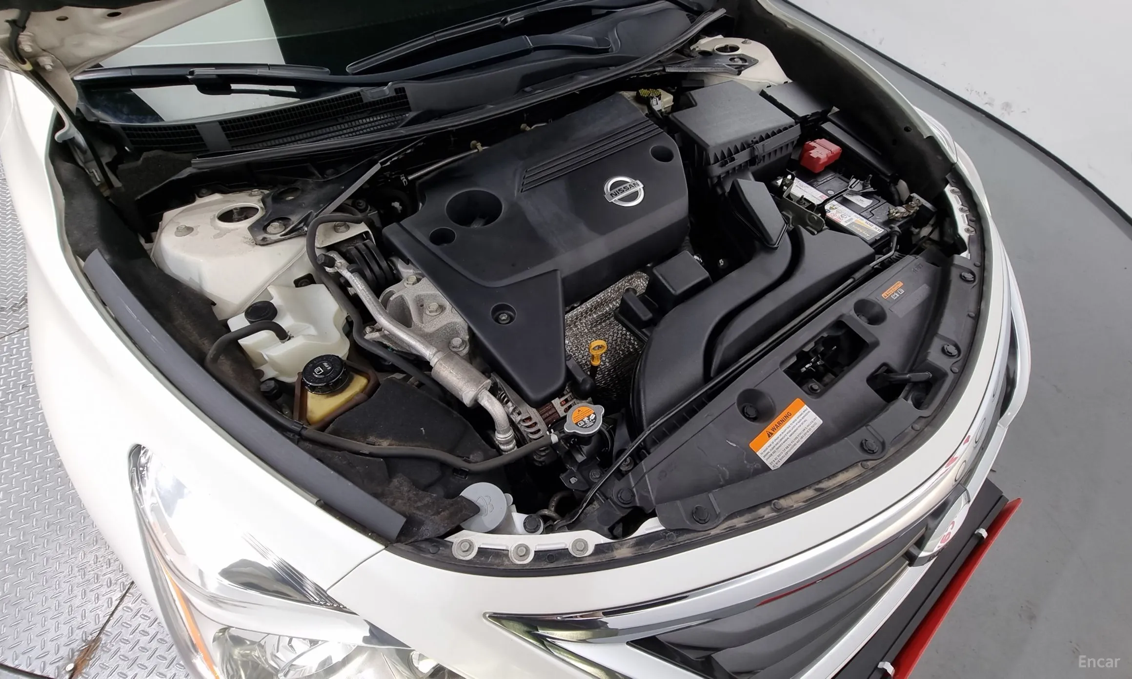 Nissan Altima превью 6