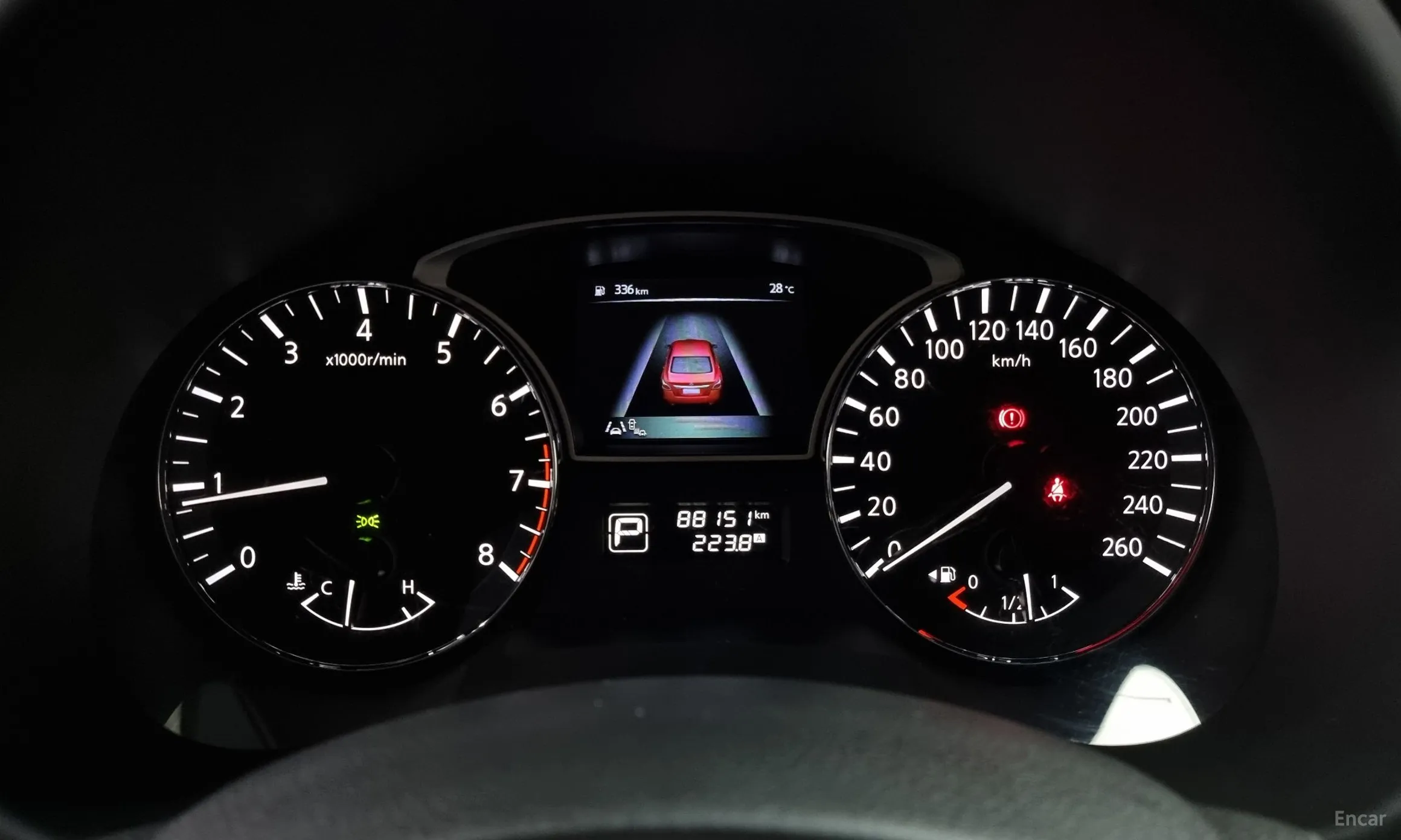 Nissan Altima превью 8