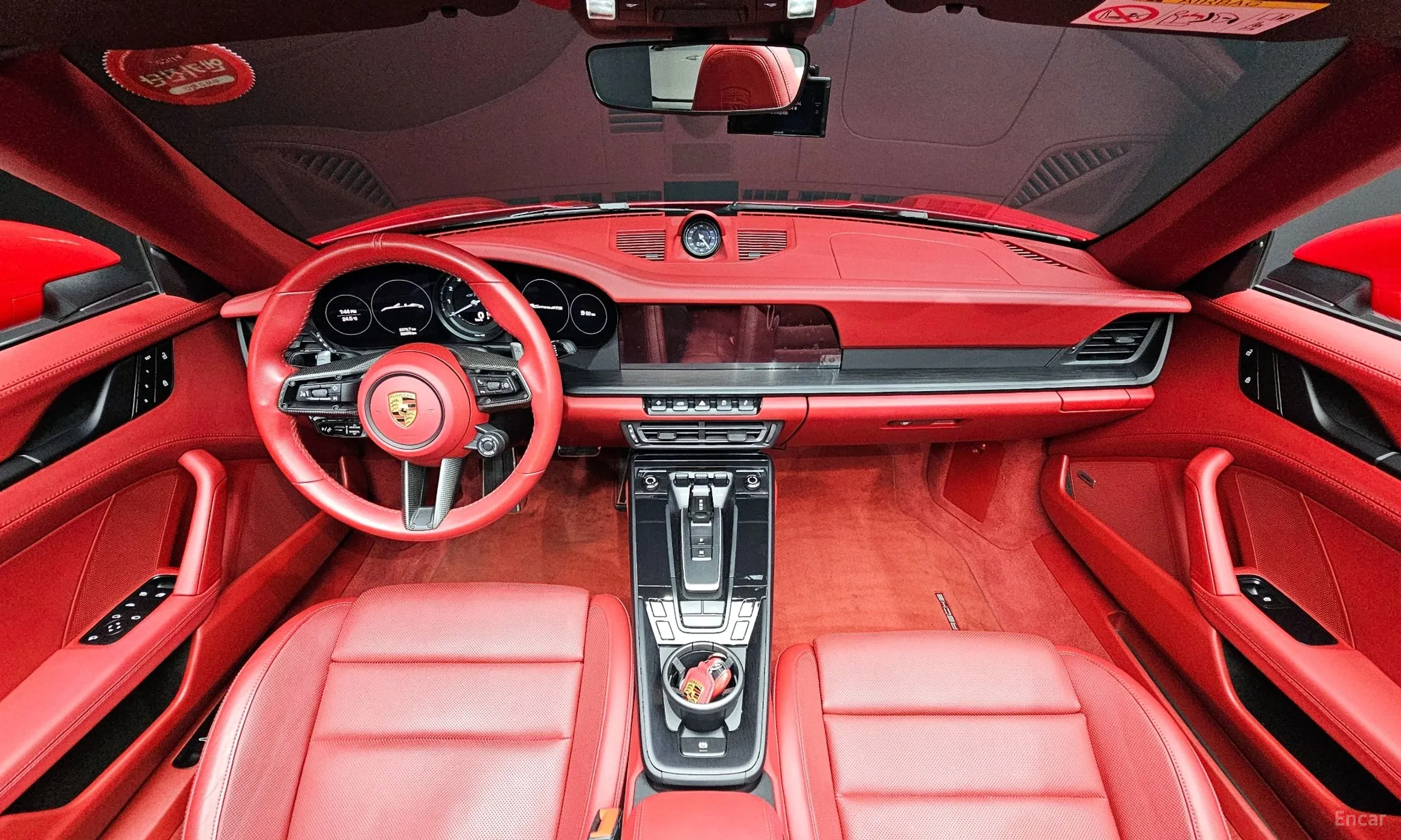 Porsche 911 (992) превью 4
