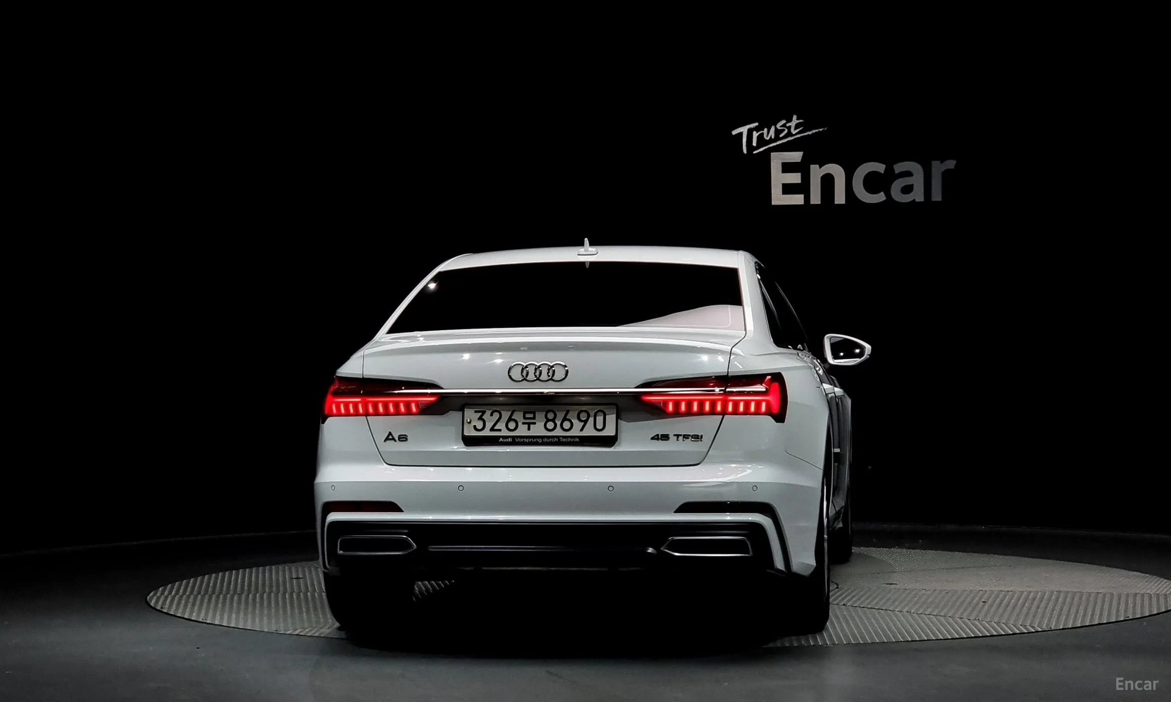 Audi A6 (C8) превью 3