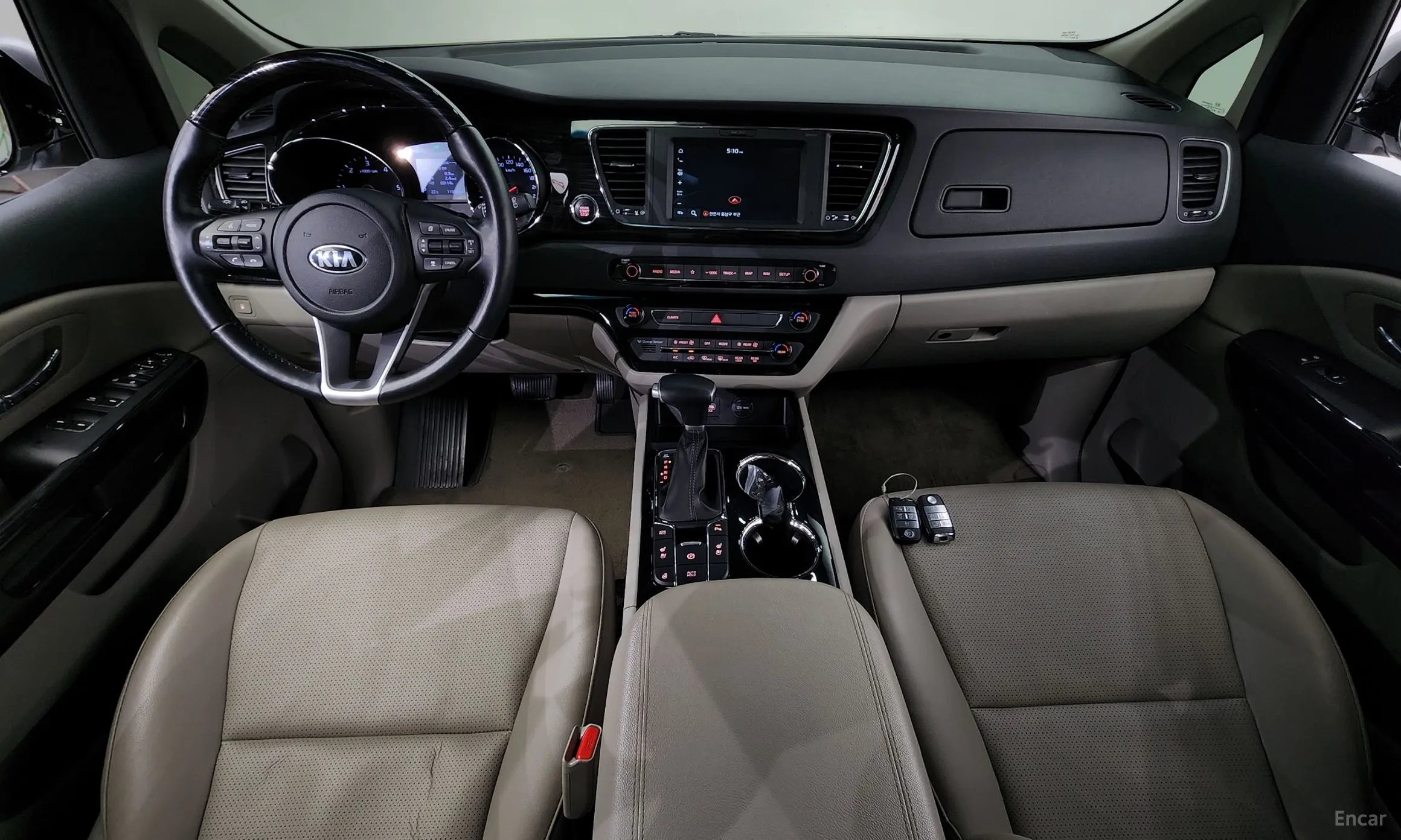 Kia Carnival превью 4