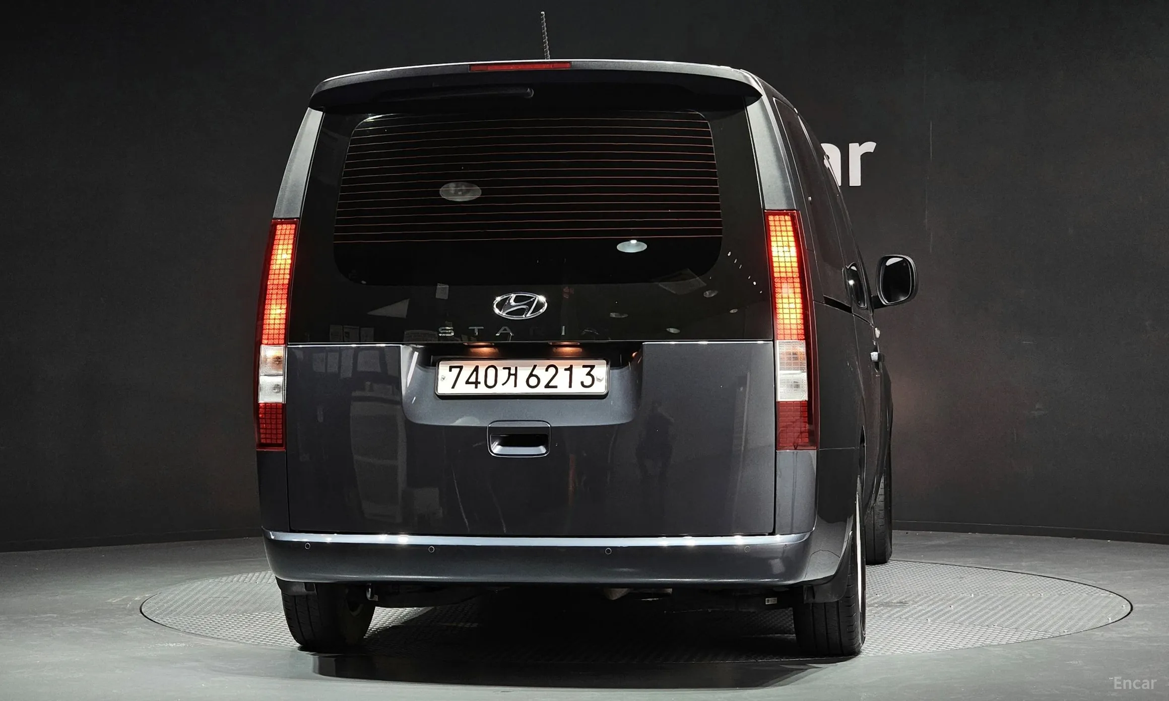 Hyundai Staria превью 3