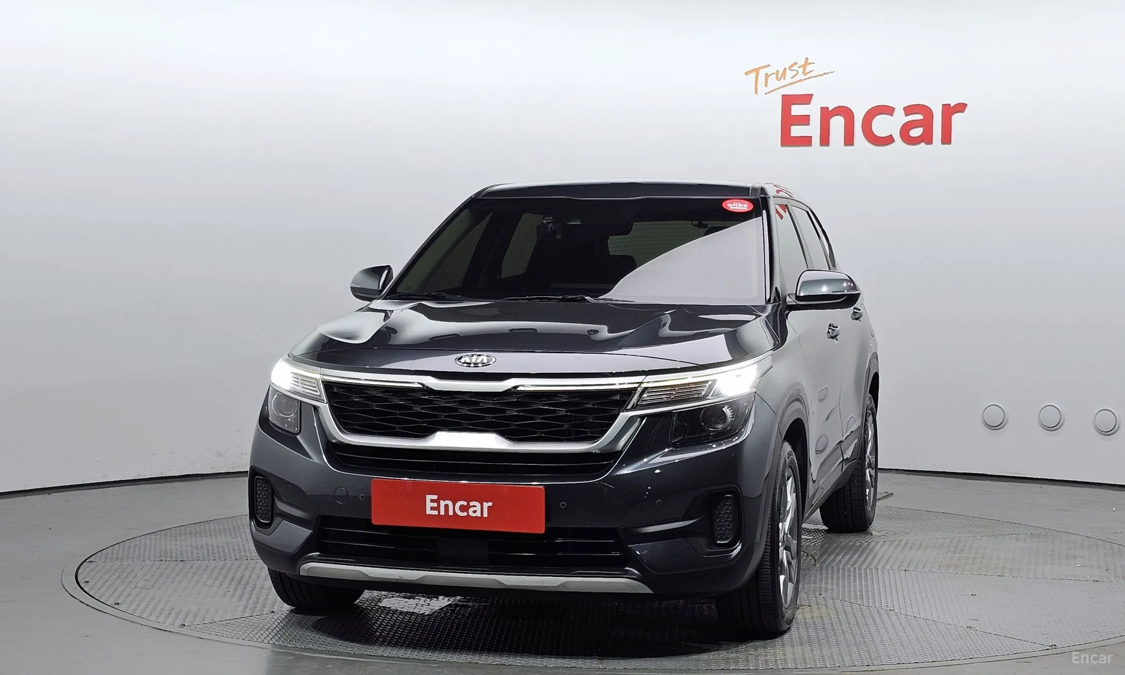 Kia Seltos превью 2