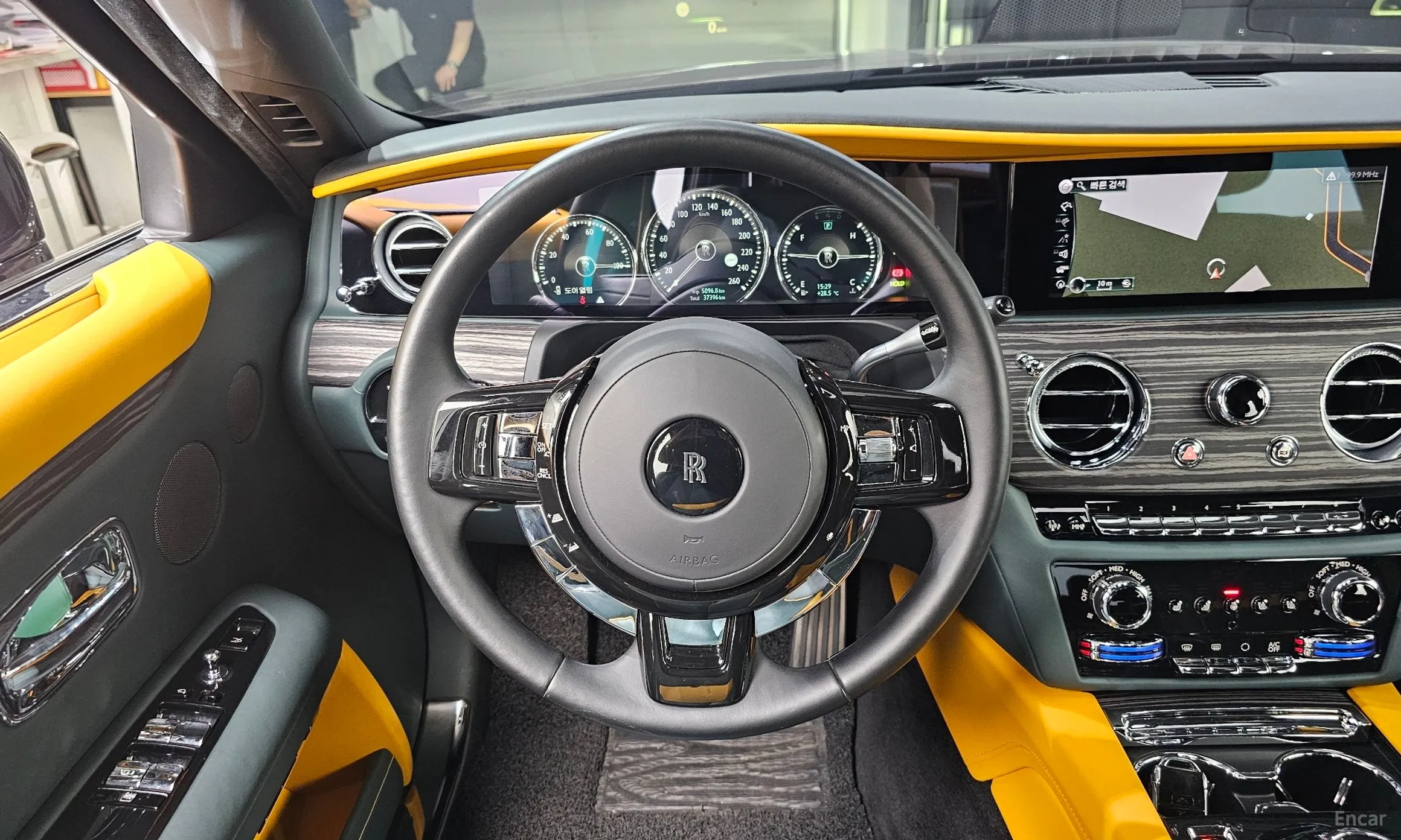 Rolls-Royce Ghost 2nd Generation превью 13