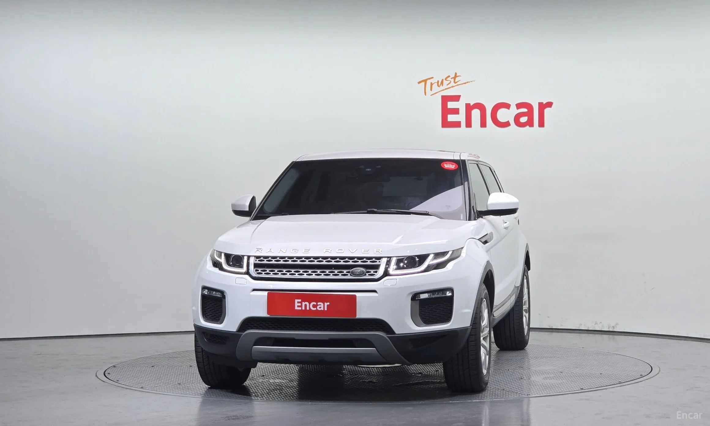 Land Rover Range Rover Evoque превью 2