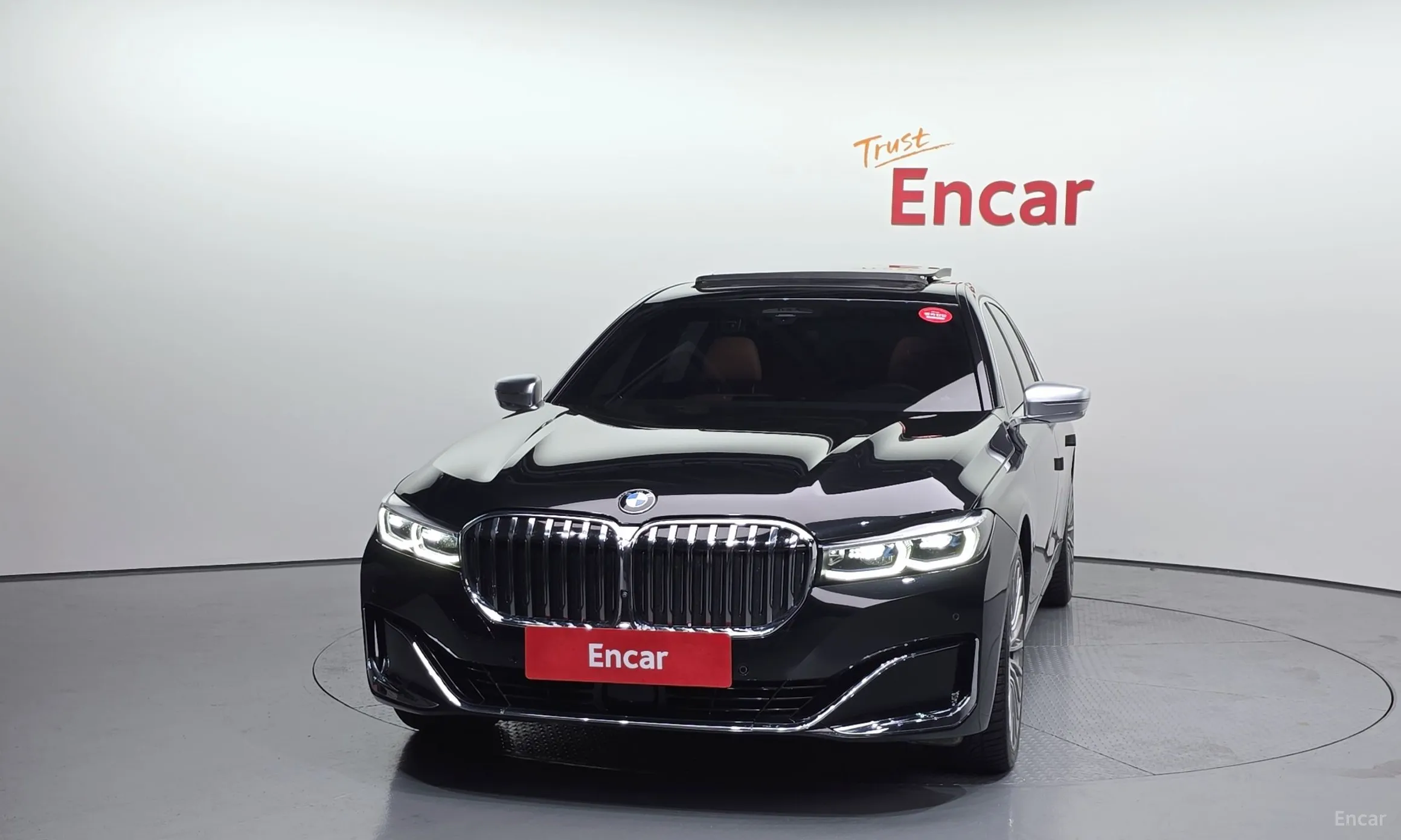 BMW 7 Series (G11) превью 2