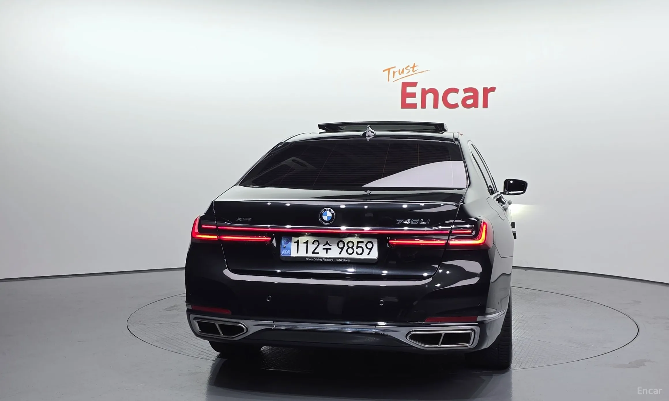 BMW 7 Series (G11) превью 3