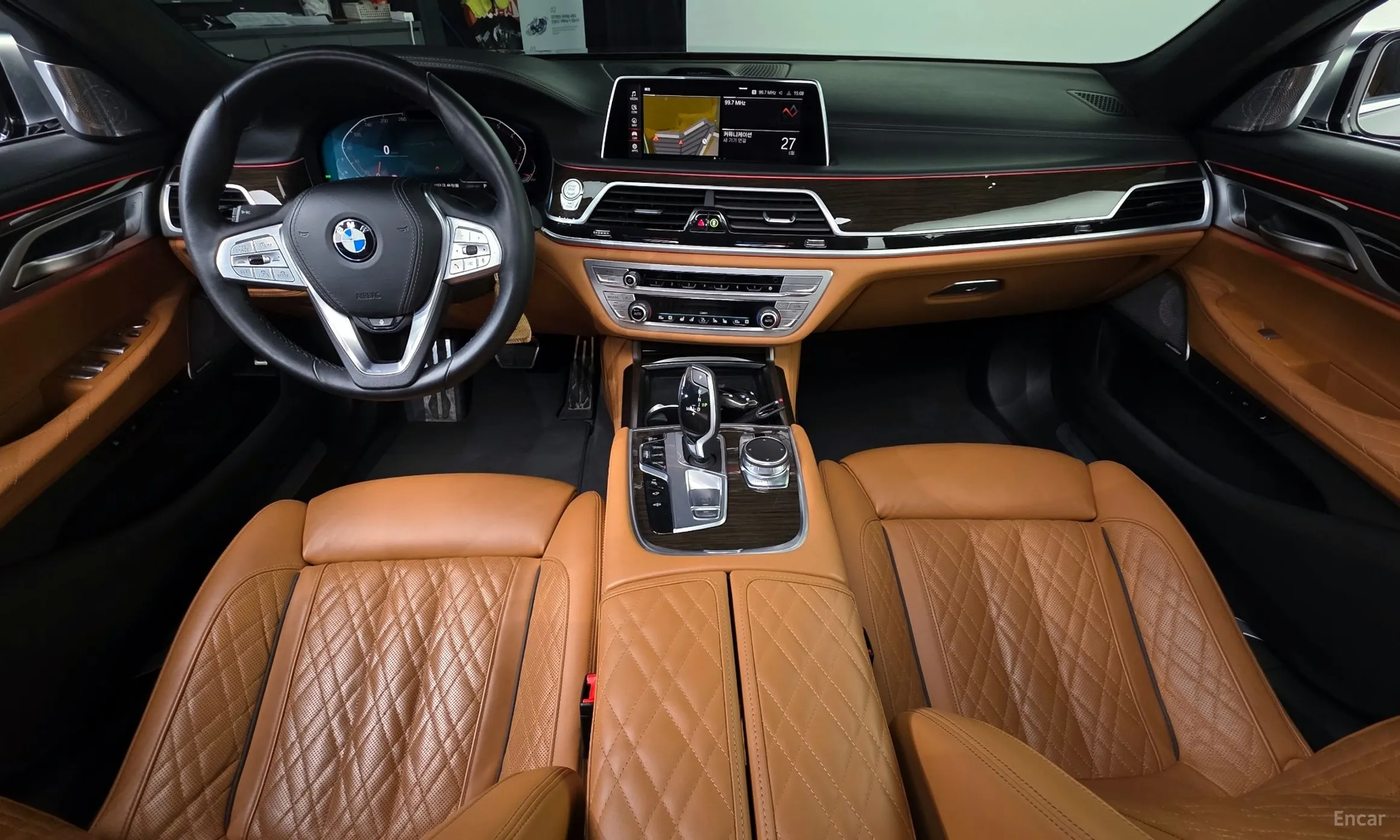 BMW 7 Series (G11) превью 4