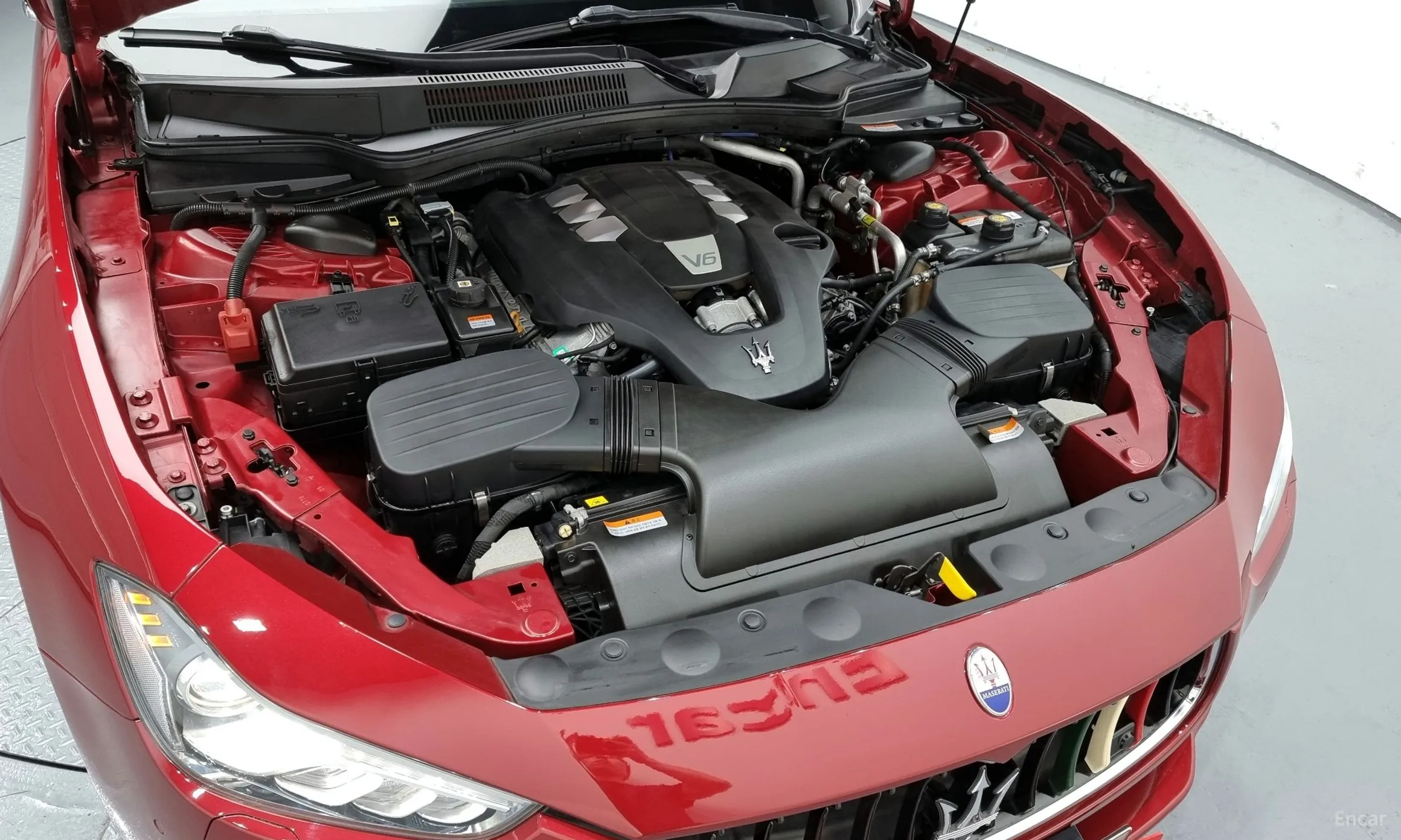 Maserati Ghibli превью 6