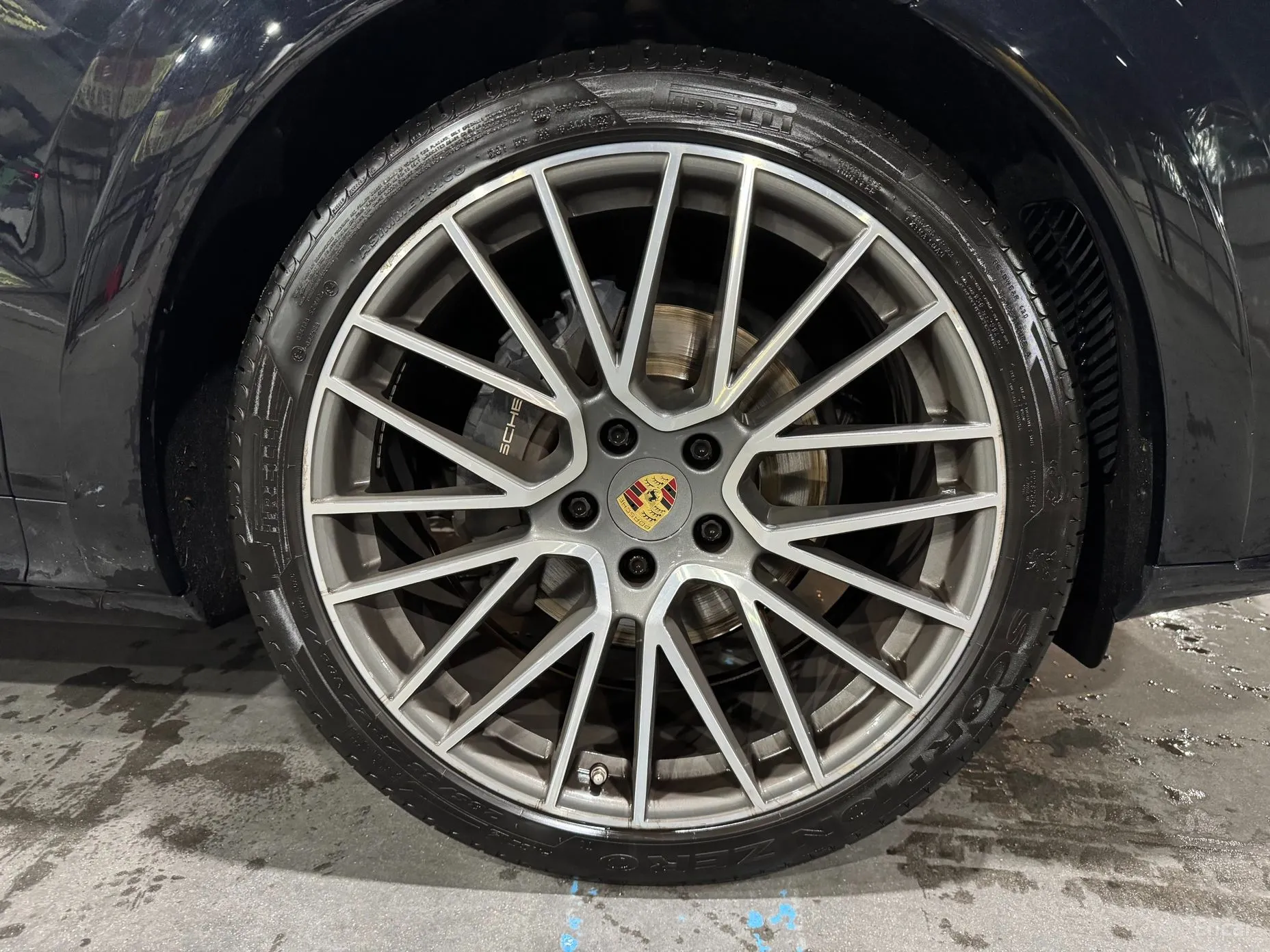 Porsche Cayenne (PO536) превью 4