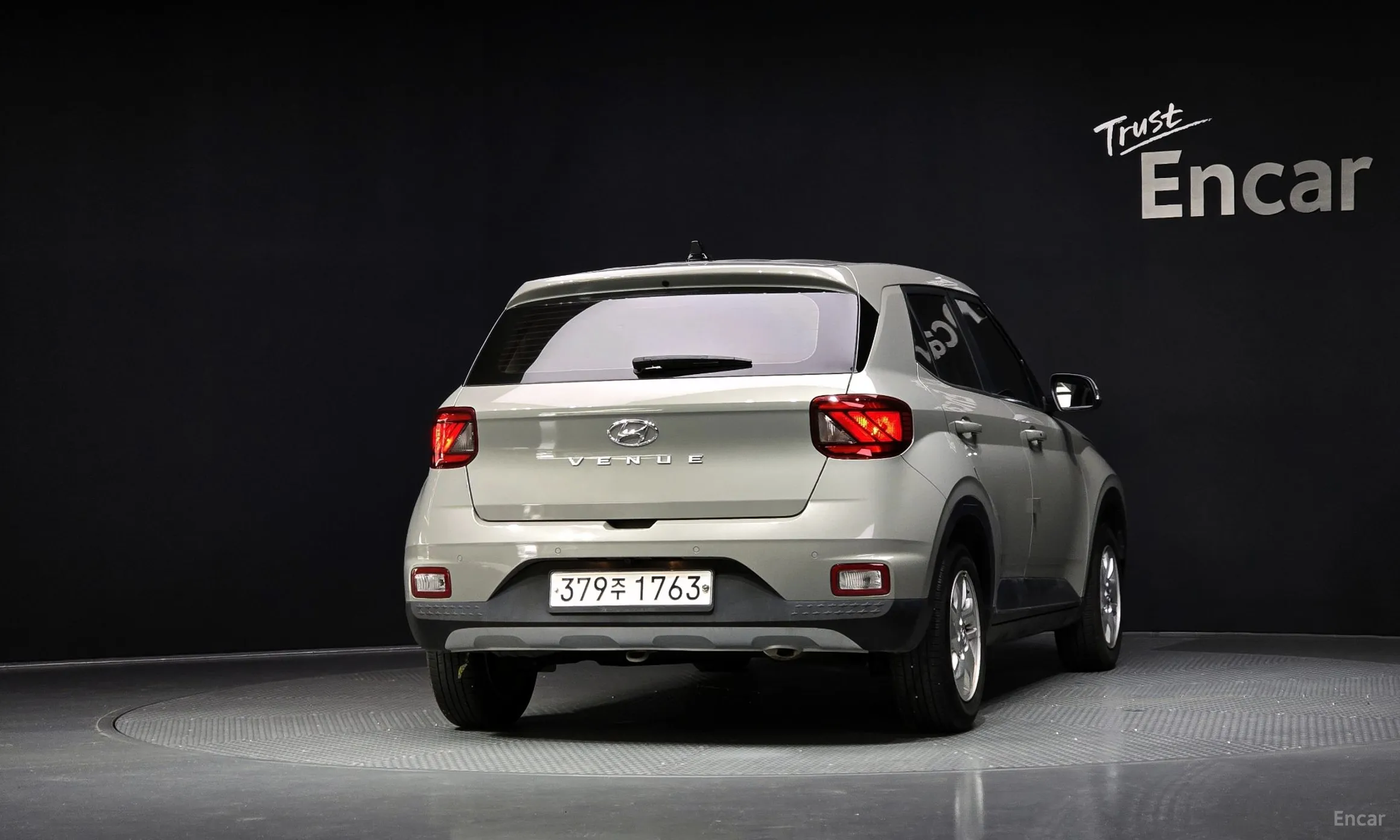 Hyundai Venue превью 3