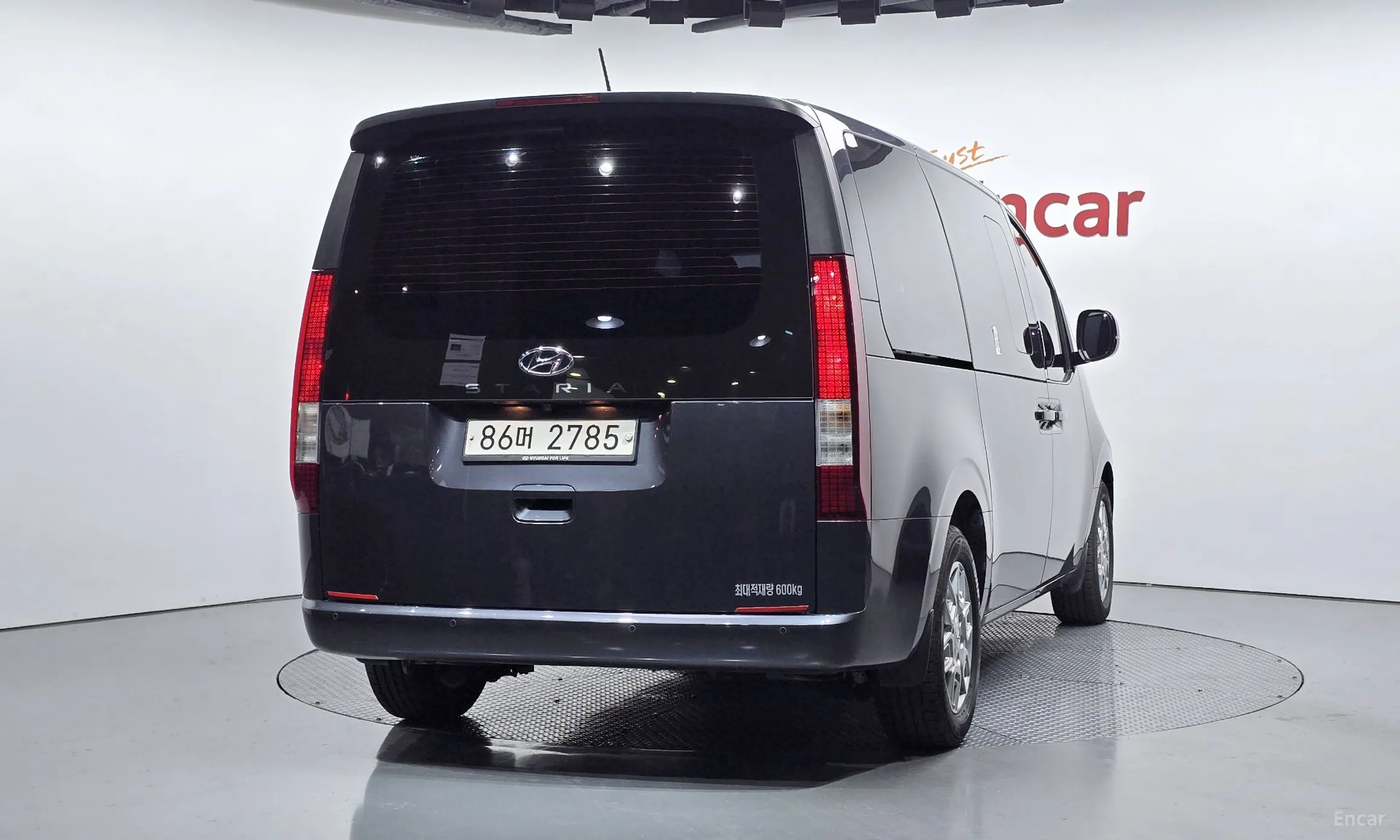 Hyundai Staria превью 3