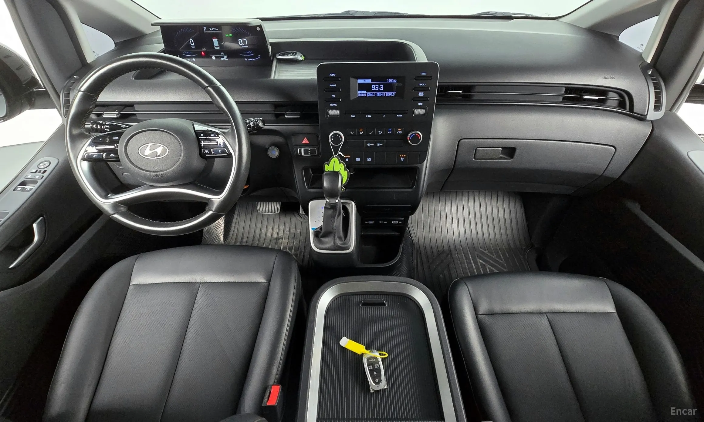 Hyundai Staria превью 4