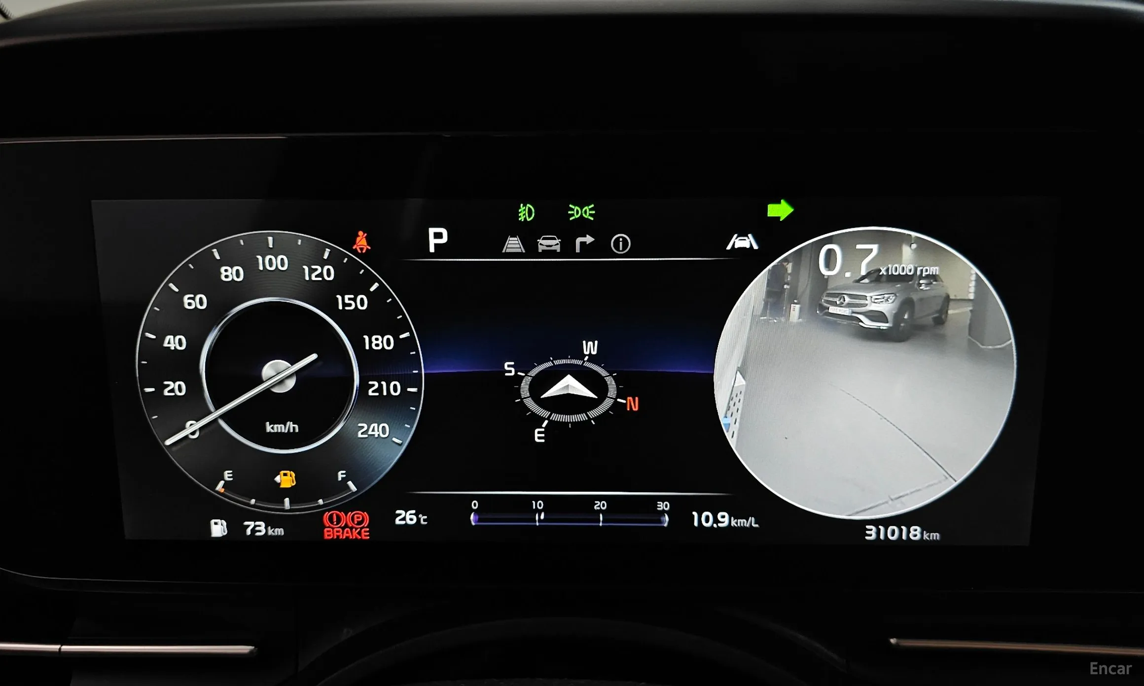Kia Carnival Gen 4 превью 4