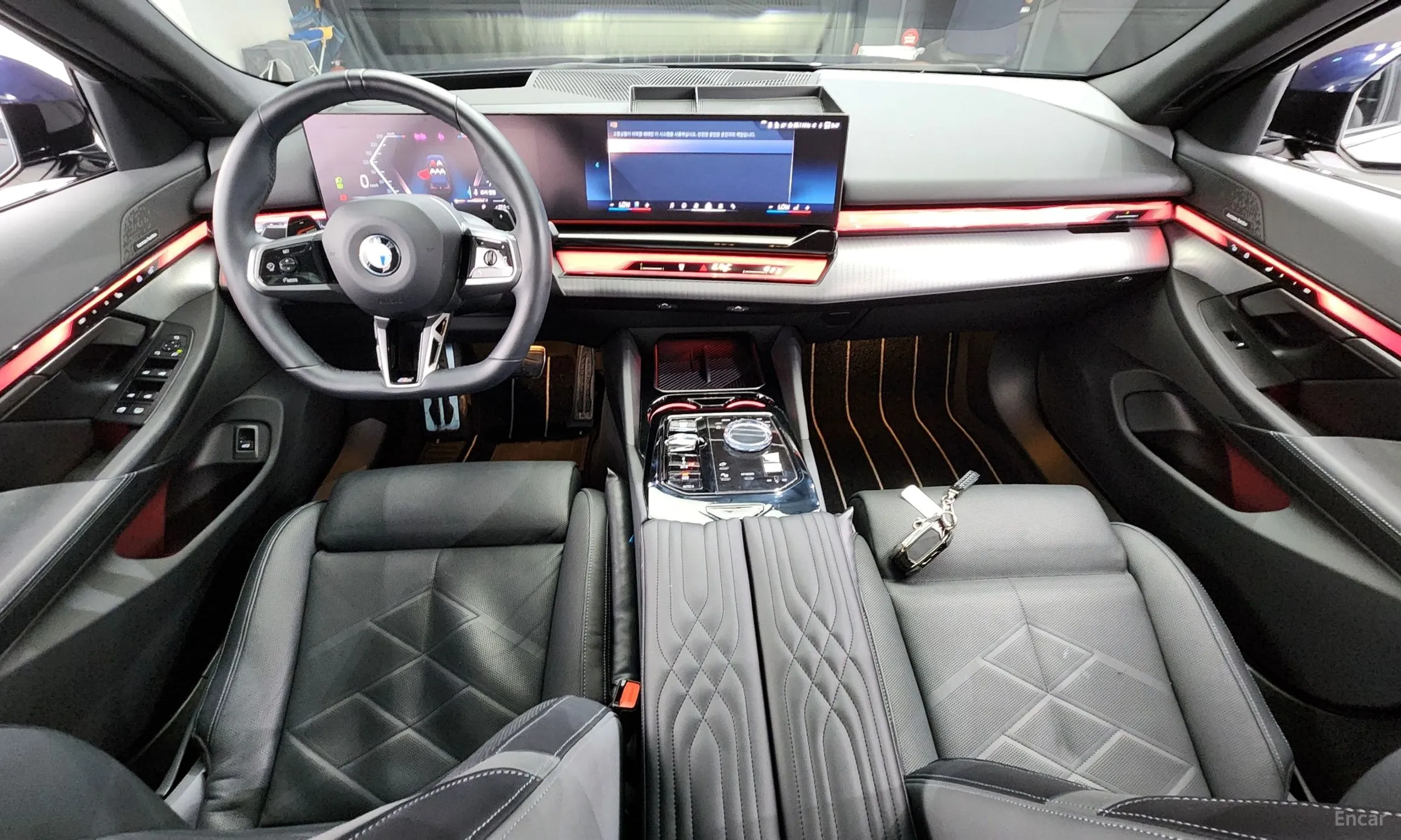 BMW 5 Series (G60) превью 4