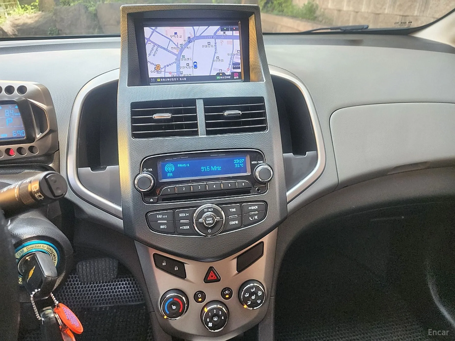 Chevrolet (GM Daewoo) Aveo Hatchback превью 4