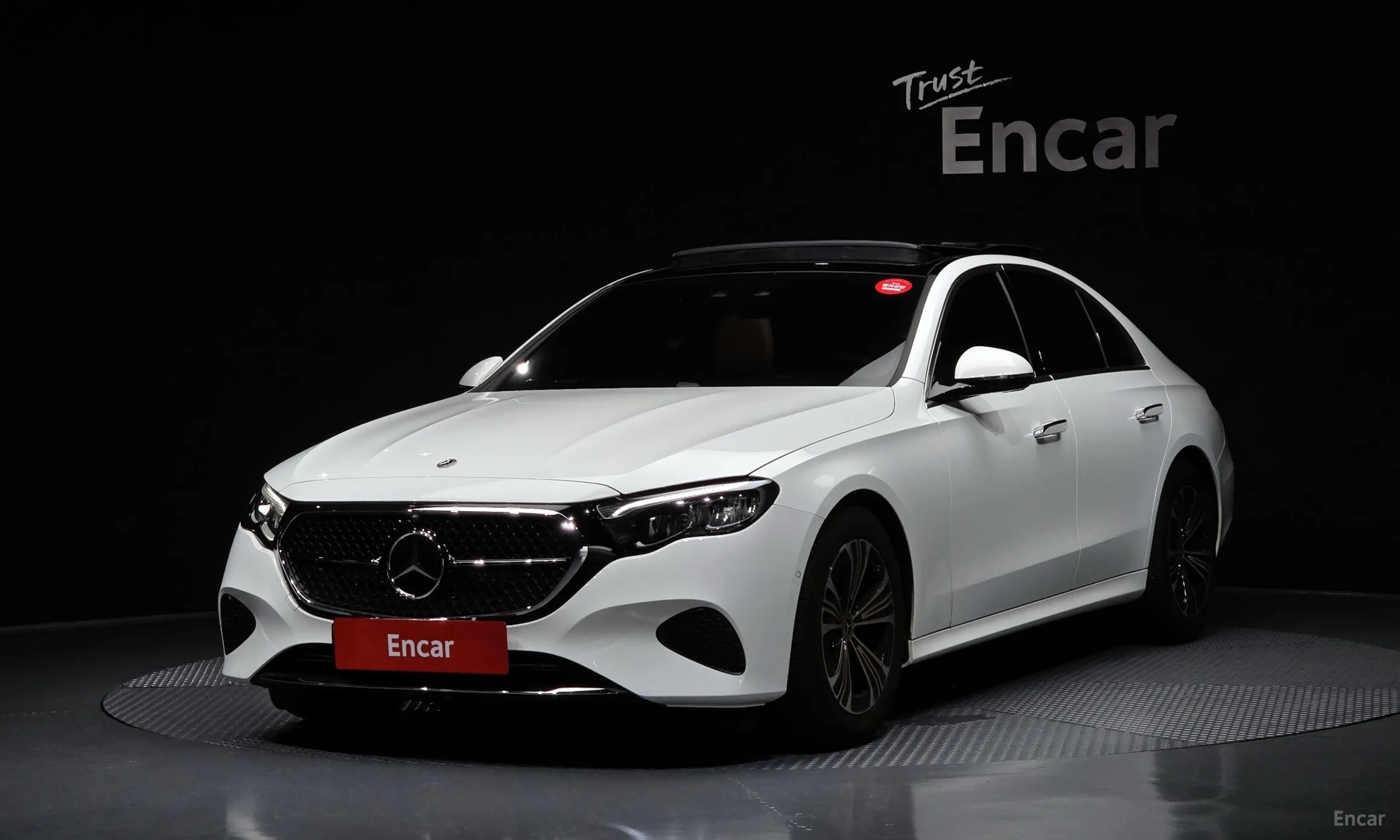 E-Class W214