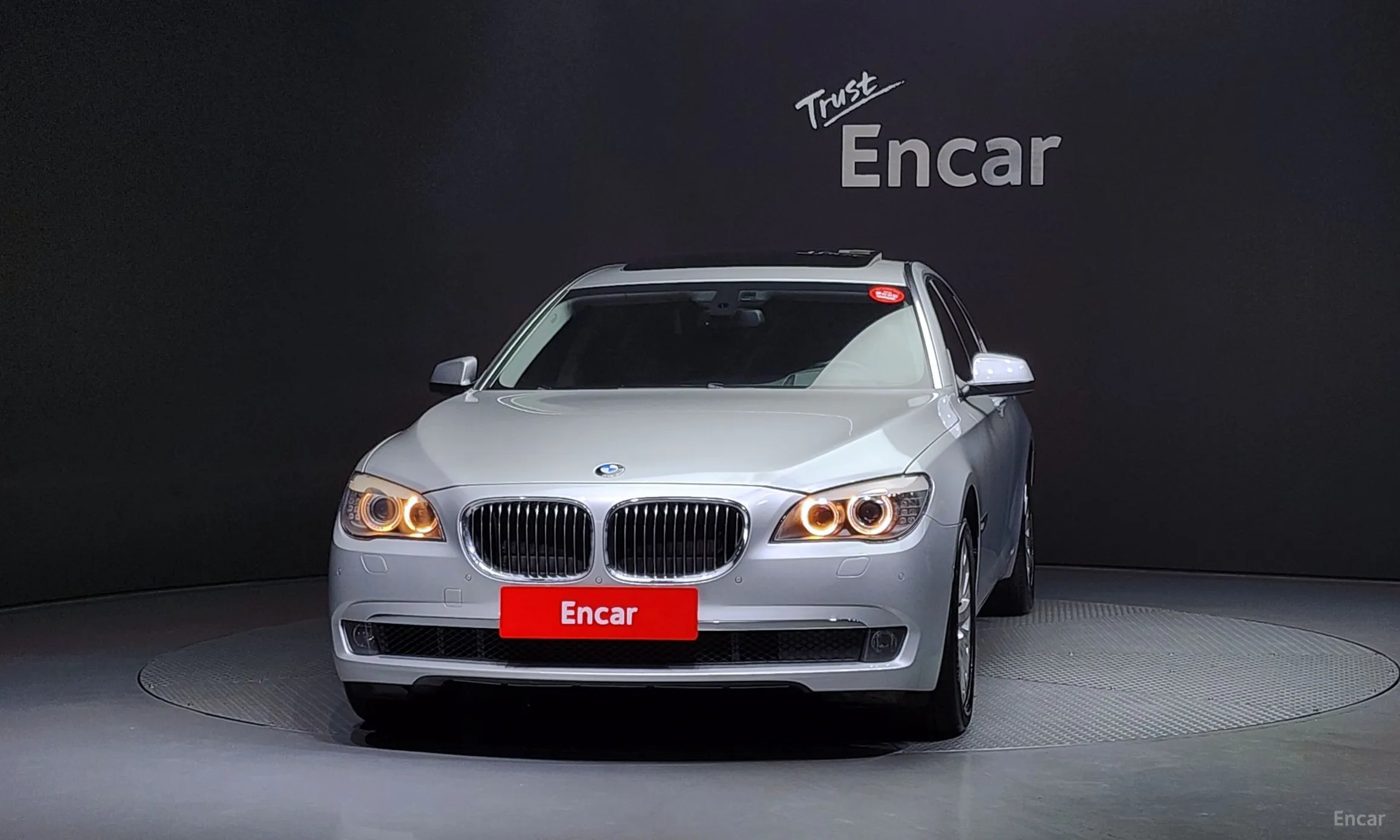 BMW 7 Series (F01) превью 2