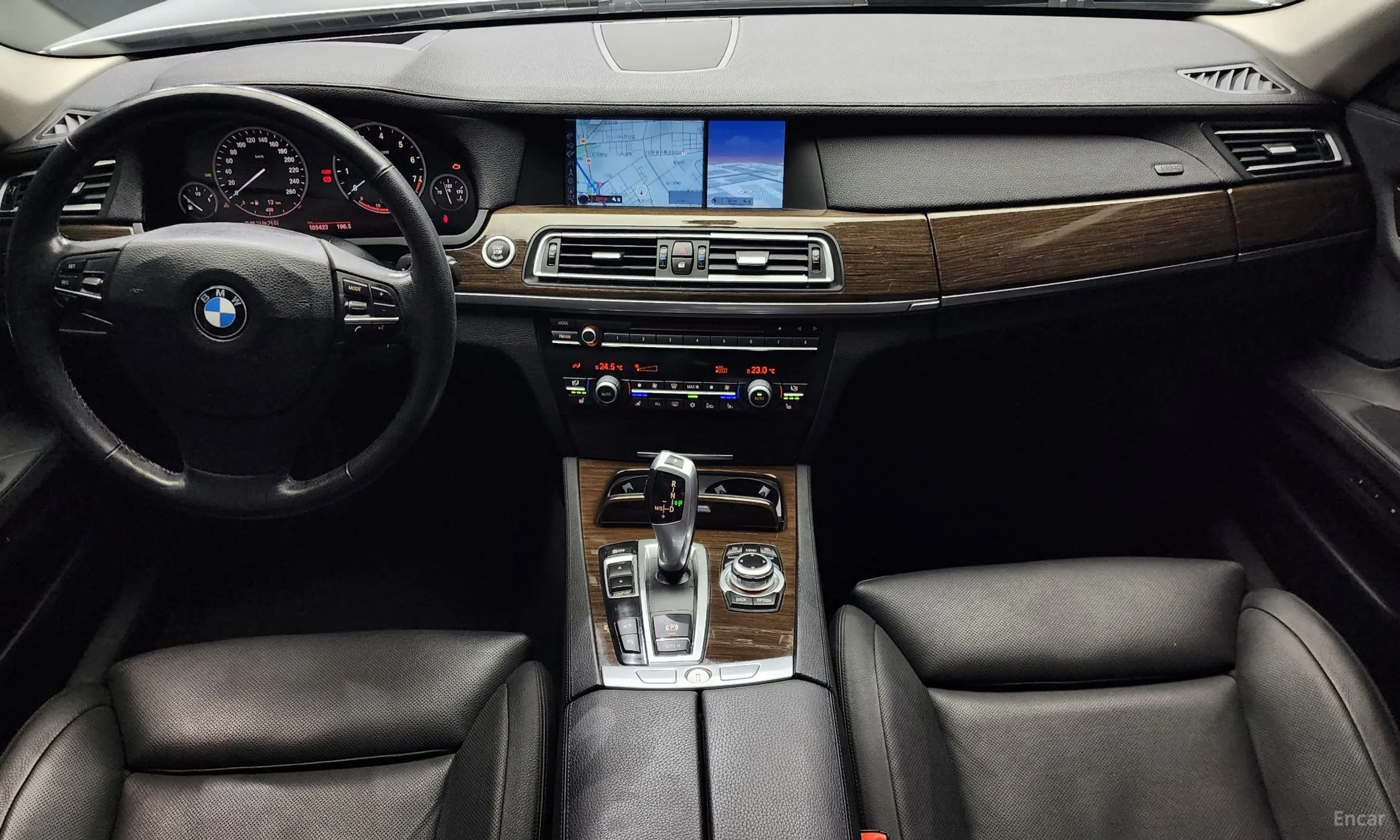 BMW 7 Series (F01) превью 4